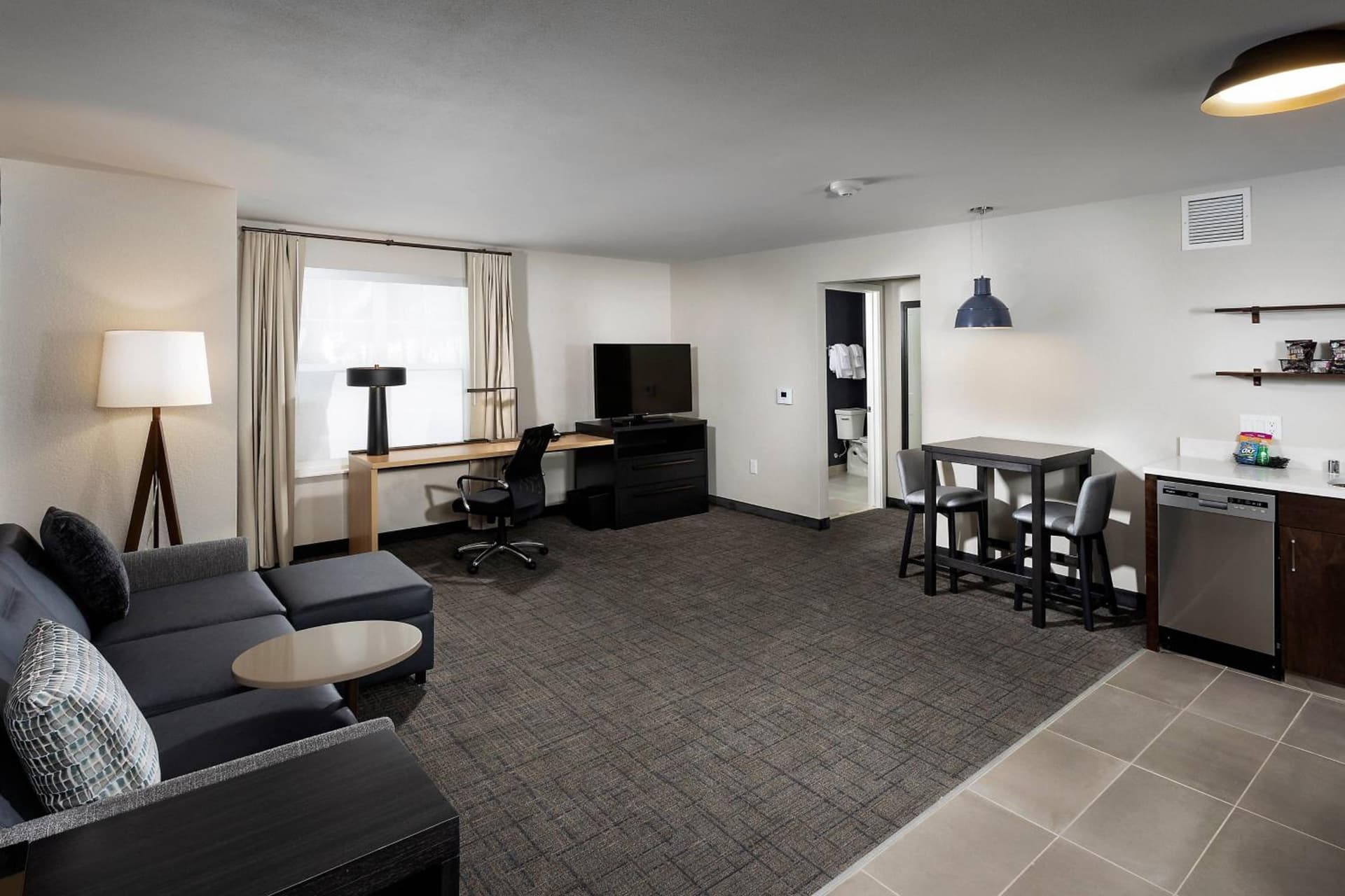 Residence Inn by Marriott Milwaukee Brookfield gallery photo in Brookfield, WI — image 26