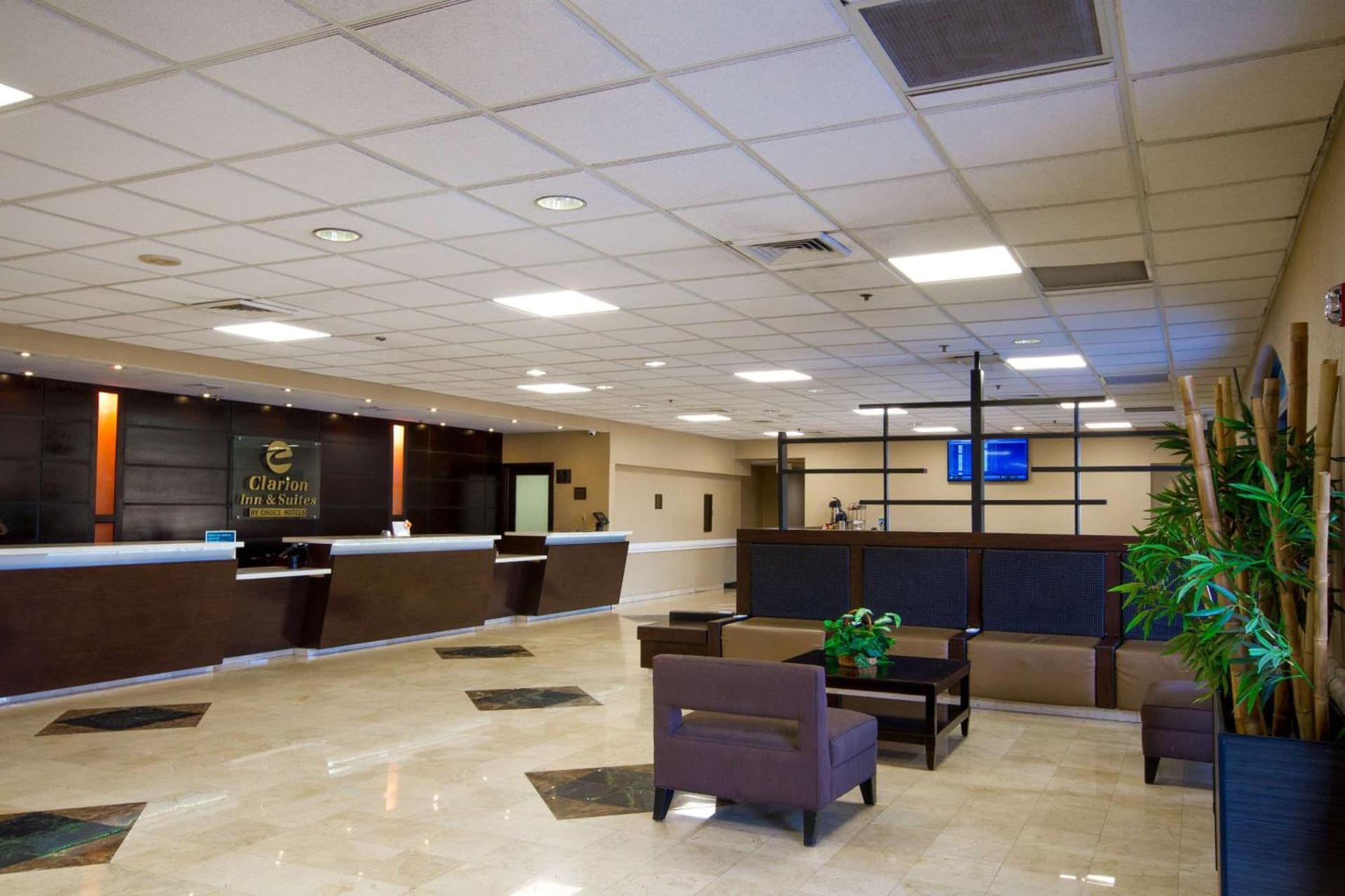 Clarion Inn & Suites Miami International Airport gallery photo in Miami, FL — image 38
