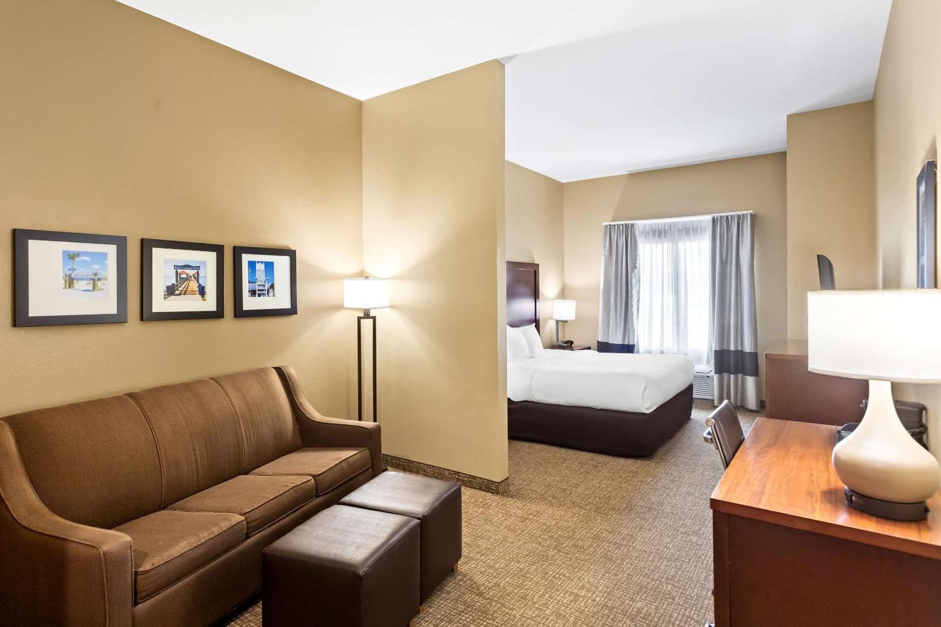 Comfort Suites Gulfport Central property views in Gulfport, MS — gallery photo 3