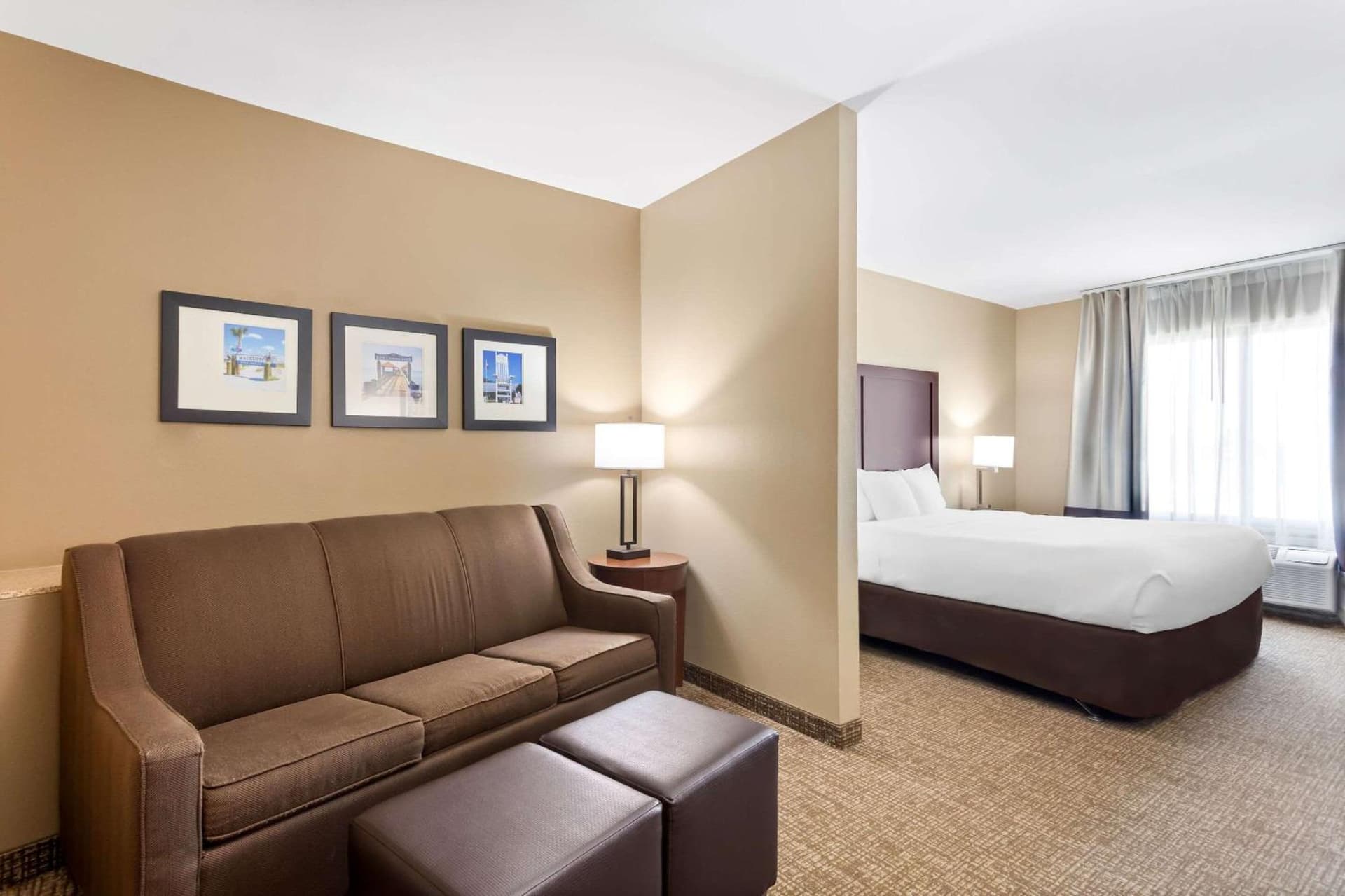 Comfort Suites Gulfport Central gallery photo in Gulfport, MS — image 23