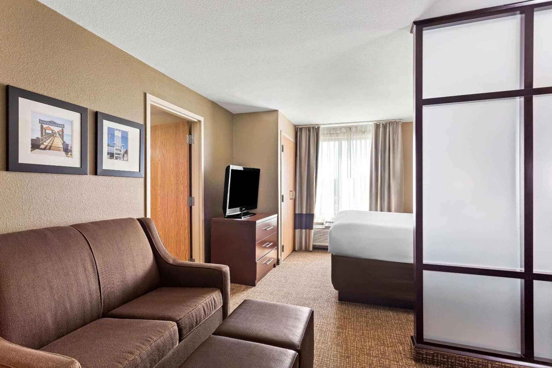Comfort Suites Gulfport Central gallery photo in Gulfport, MS — image 11