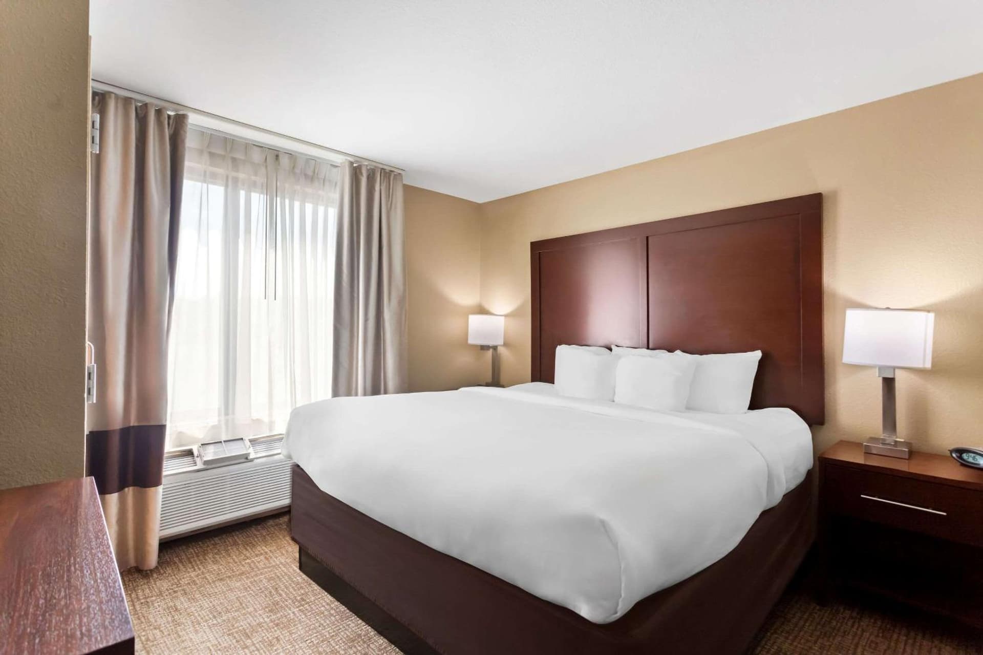 Comfort Suites Gulfport Central gallery photo in Gulfport, MS — image 10