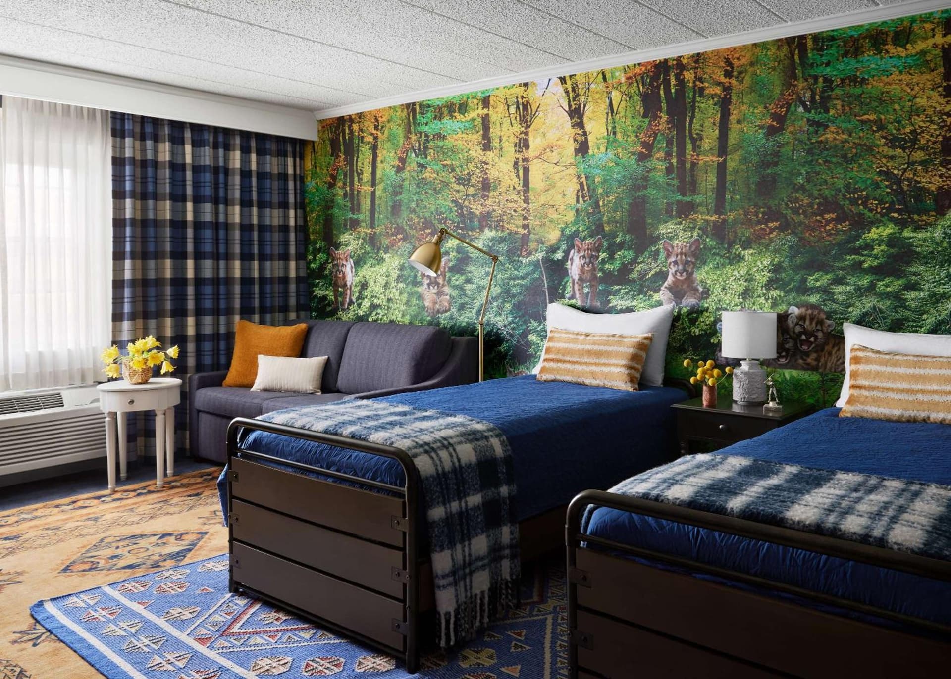 Graduate by Hilton State College interior in State College, PA — gallery photo 2