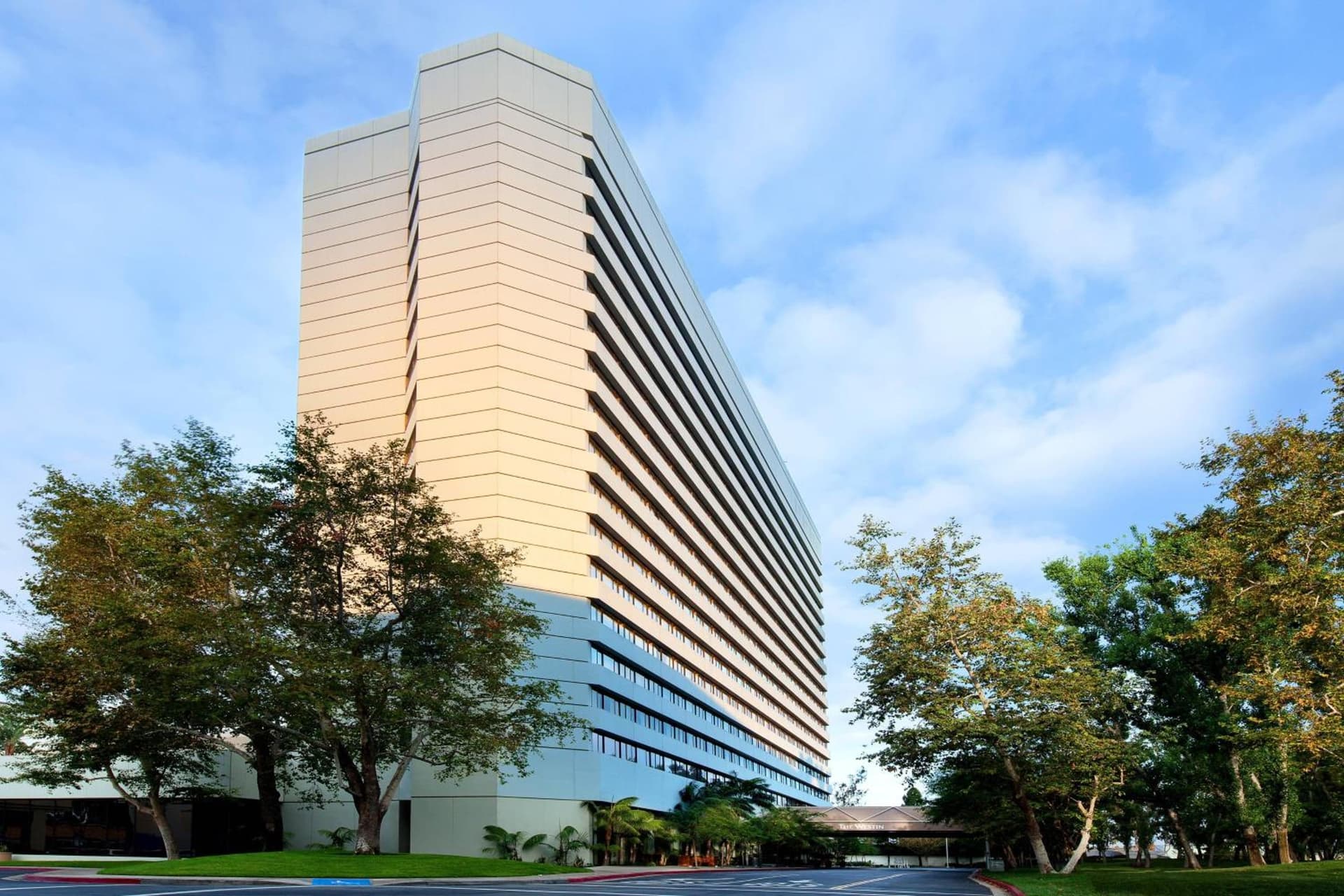 The Westin South Coast Plaza, Costa Mesa gallery photo in Costa Mesa, CA — image 87