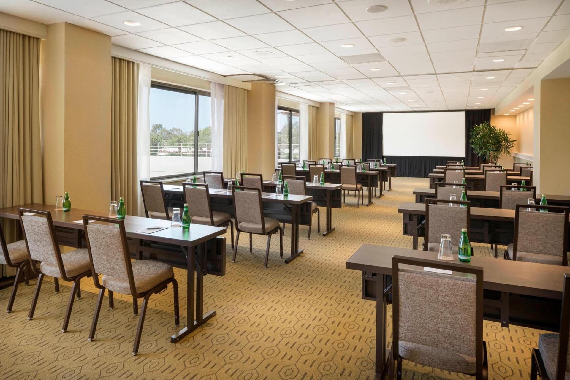 The Westin South Coast Plaza, Costa Mesa gallery photo in Costa Mesa, CA — image 47