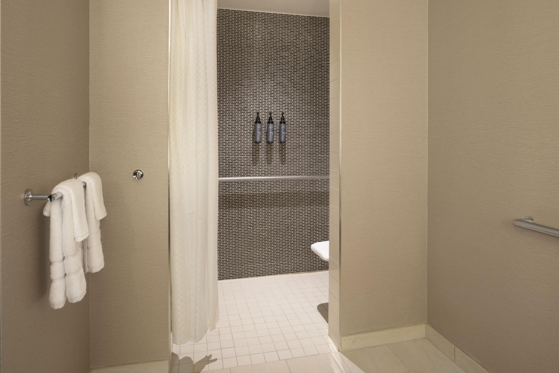 The Westin South Coast Plaza, Costa Mesa gallery photo in Costa Mesa, CA — image 104