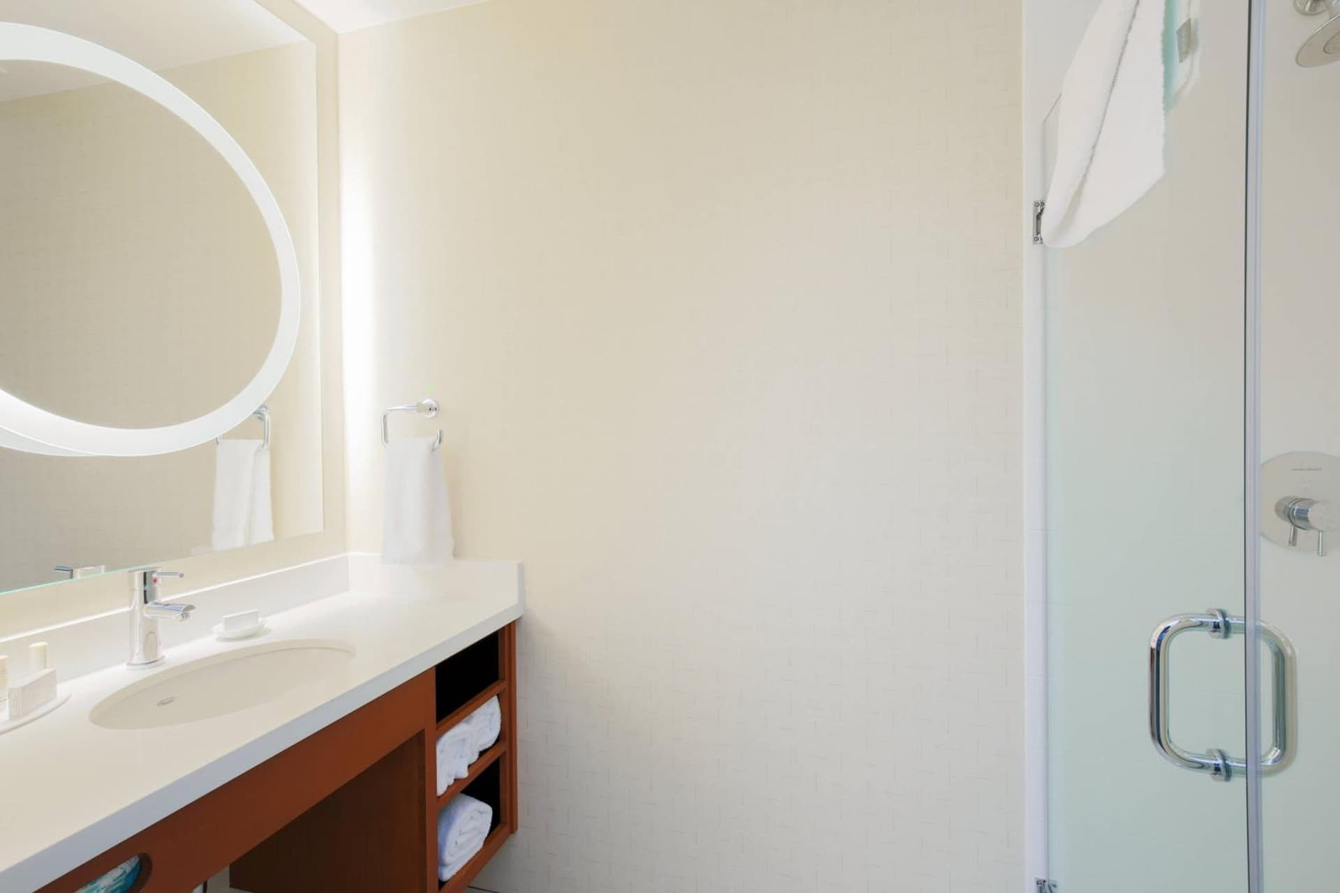 SpringHill Suites by Marriott San Jose Airport gallery photo in San Jose, CA — image 12