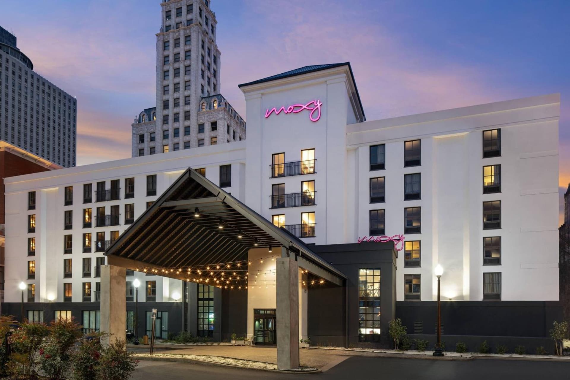MOXY Memphis Downtown property views in Memphis, TN — gallery photo 3