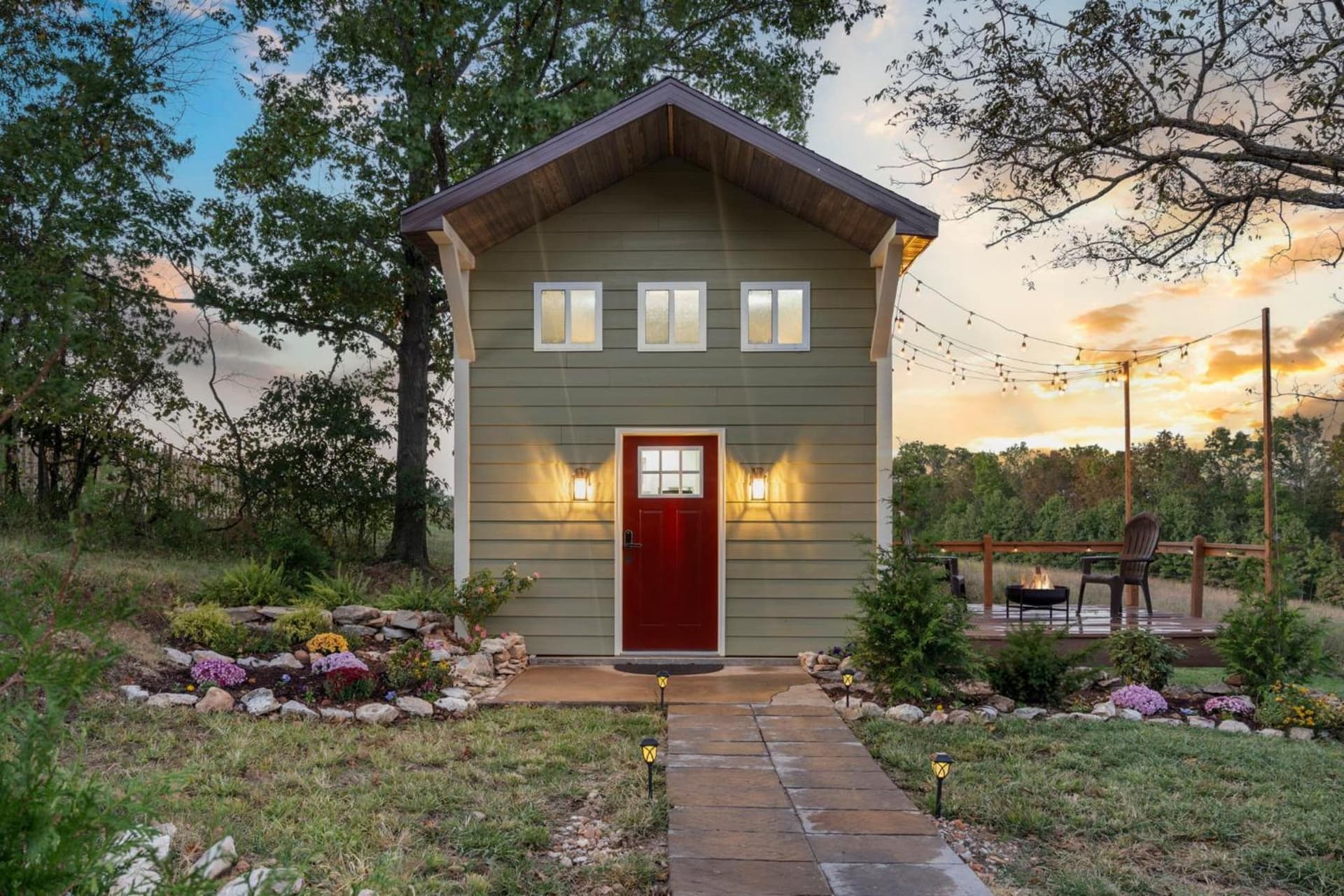 Gobble-up Our November Savings! featured exterior or lobby in Ozark, MO — similar hotel
