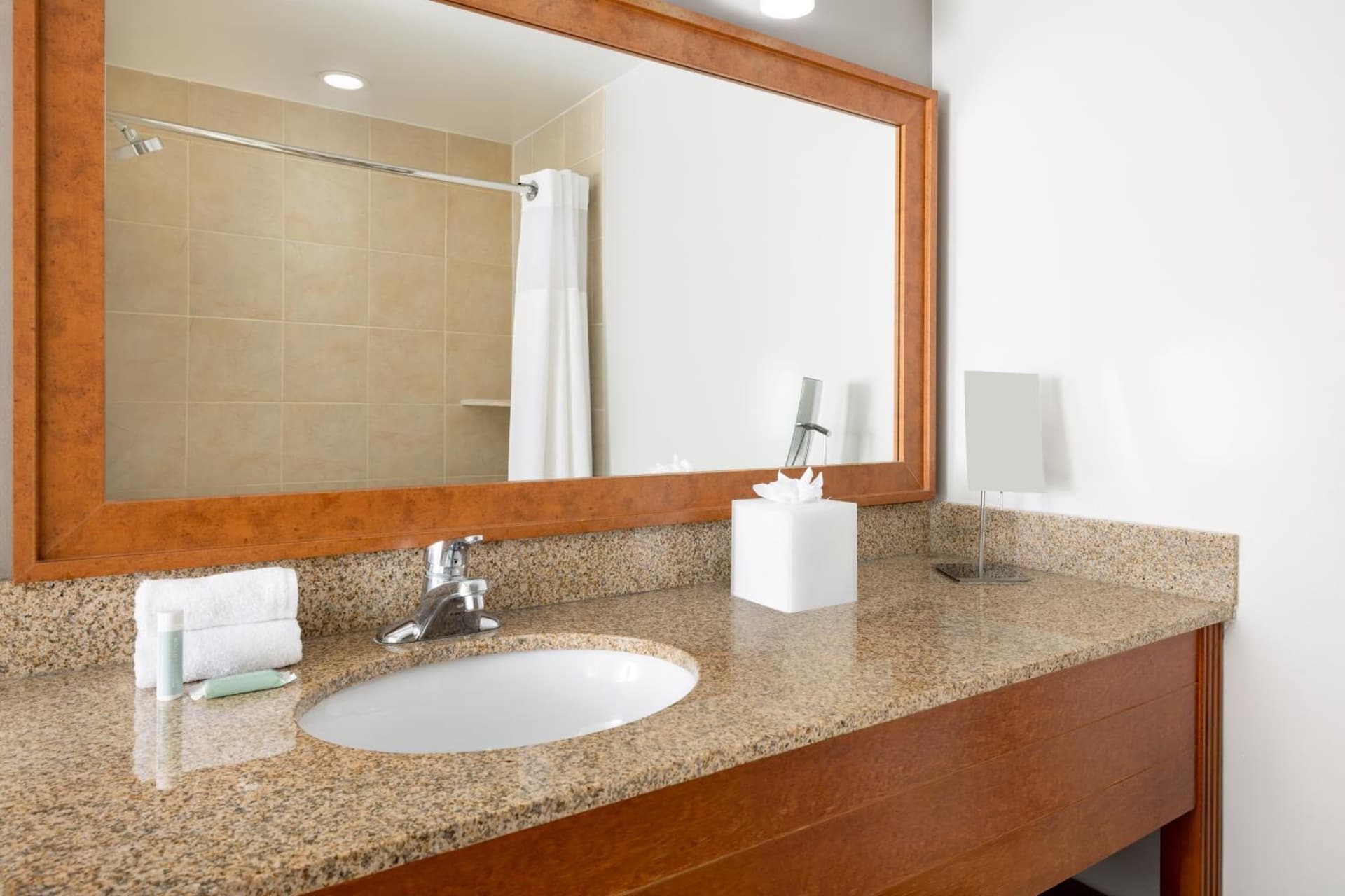 Courtyard by Marriott Montvale gallery photo in Montvale, NJ — image 21