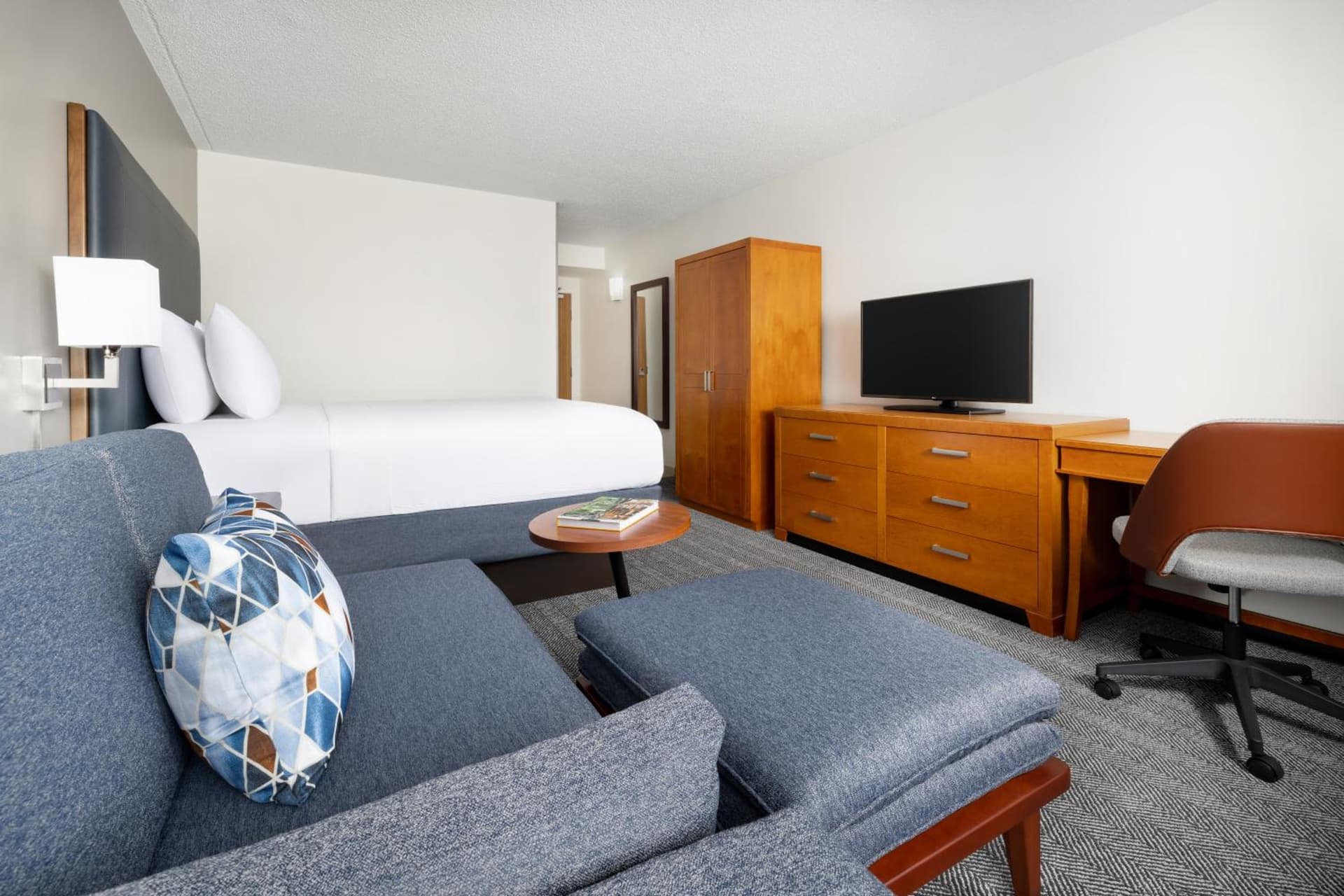 Courtyard by Marriott Montvale gallery photo in Montvale, NJ — image 54