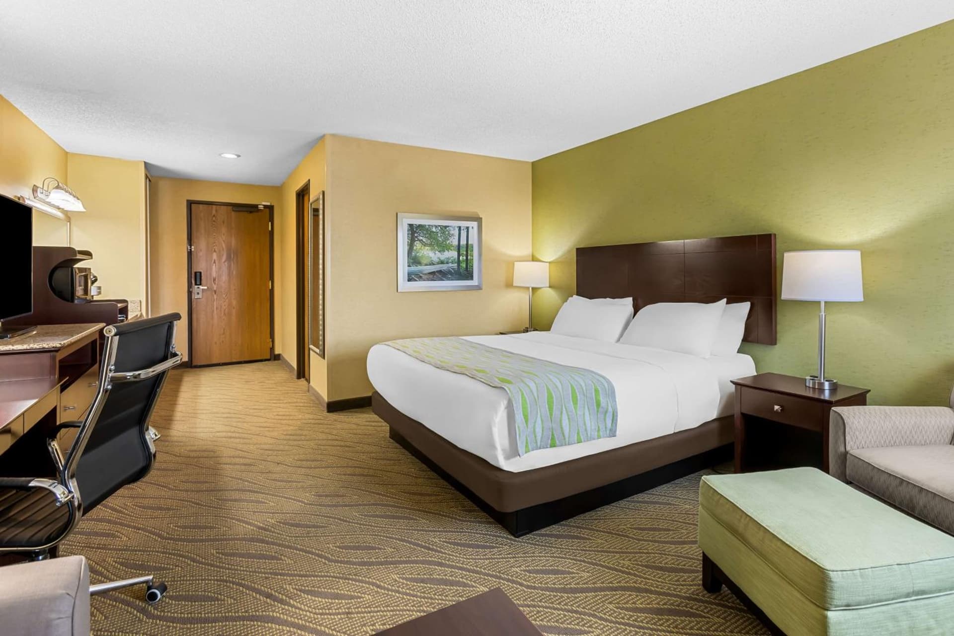Best Western Gaylord property views in Gaylord, MI — gallery photo 3