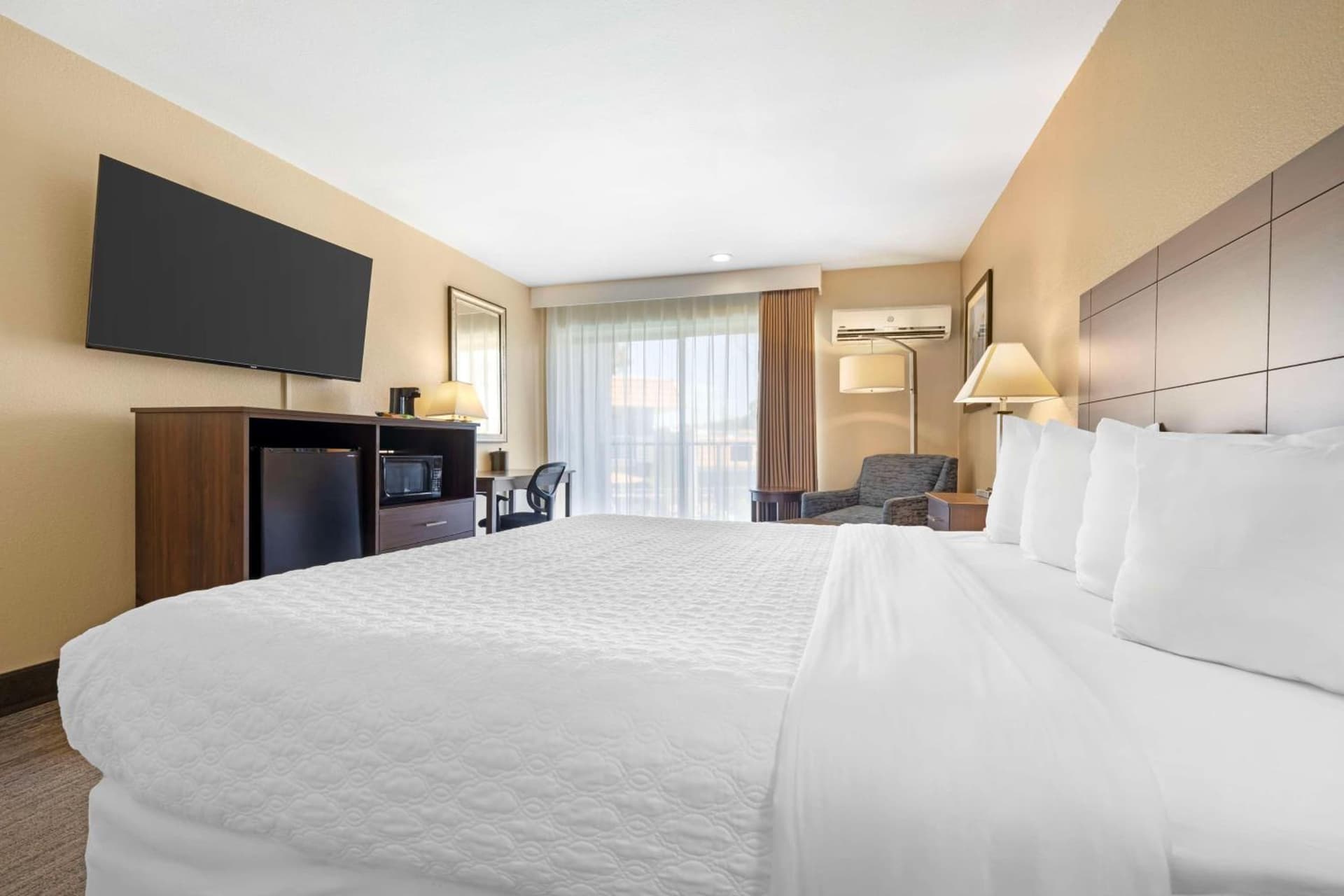 Best Western Oceanside Inn gallery photo in Oceanside, CA — image 14
