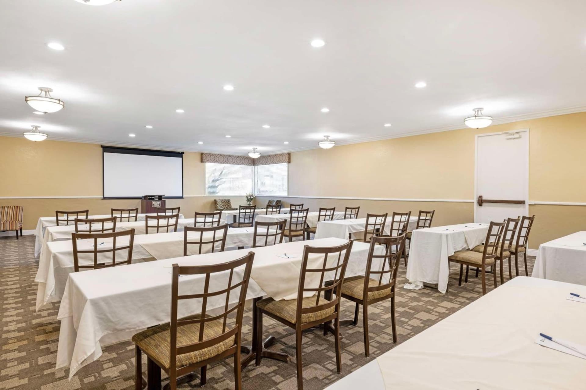 Best Western Oceanside Inn gallery photo in Oceanside, CA — image 20