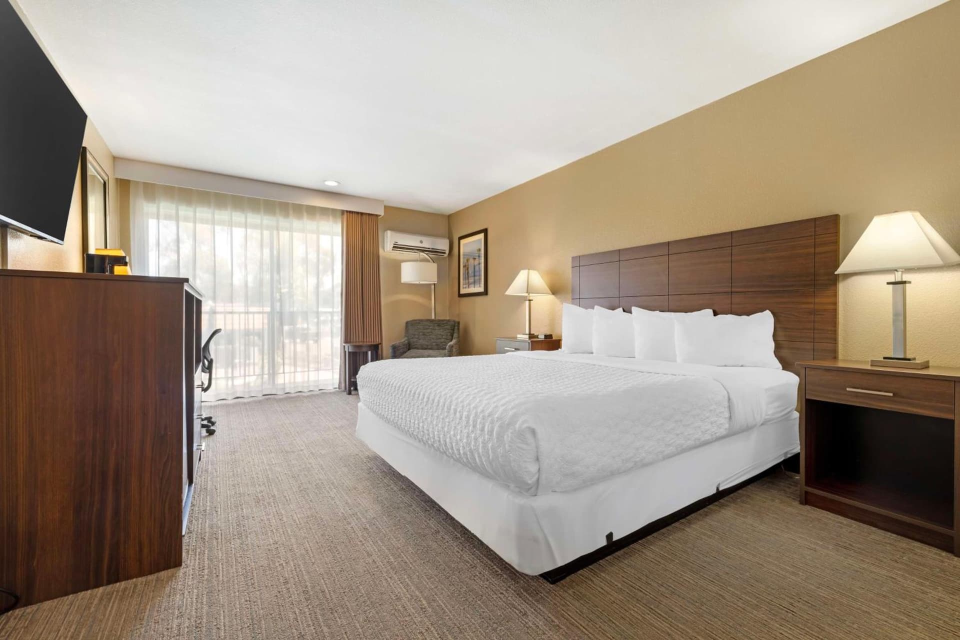 Best Western Oceanside Inn gallery photo in Oceanside, CA — image 12