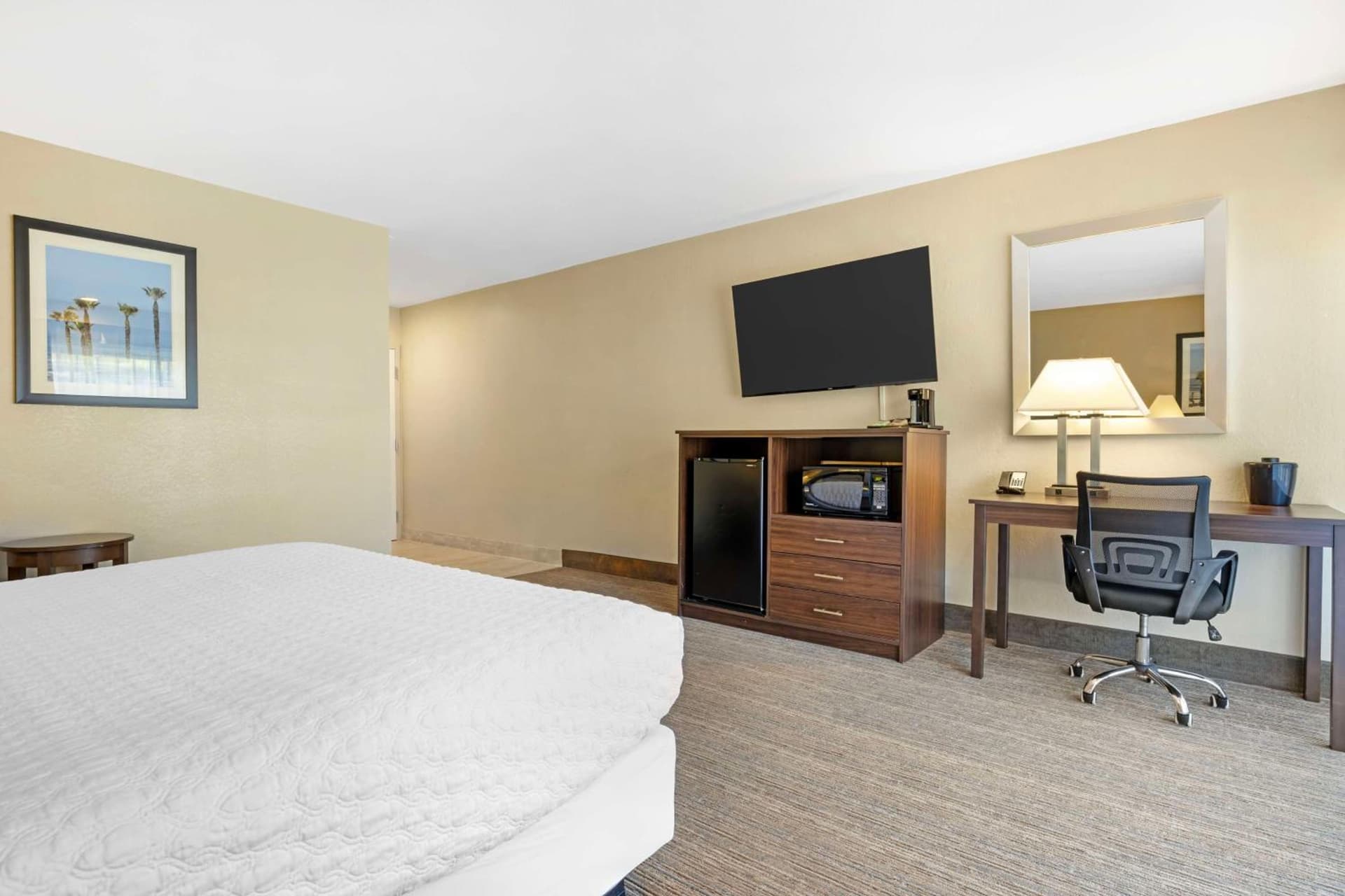 Best Western Oceanside Inn interior in Oceanside, CA — gallery photo 2