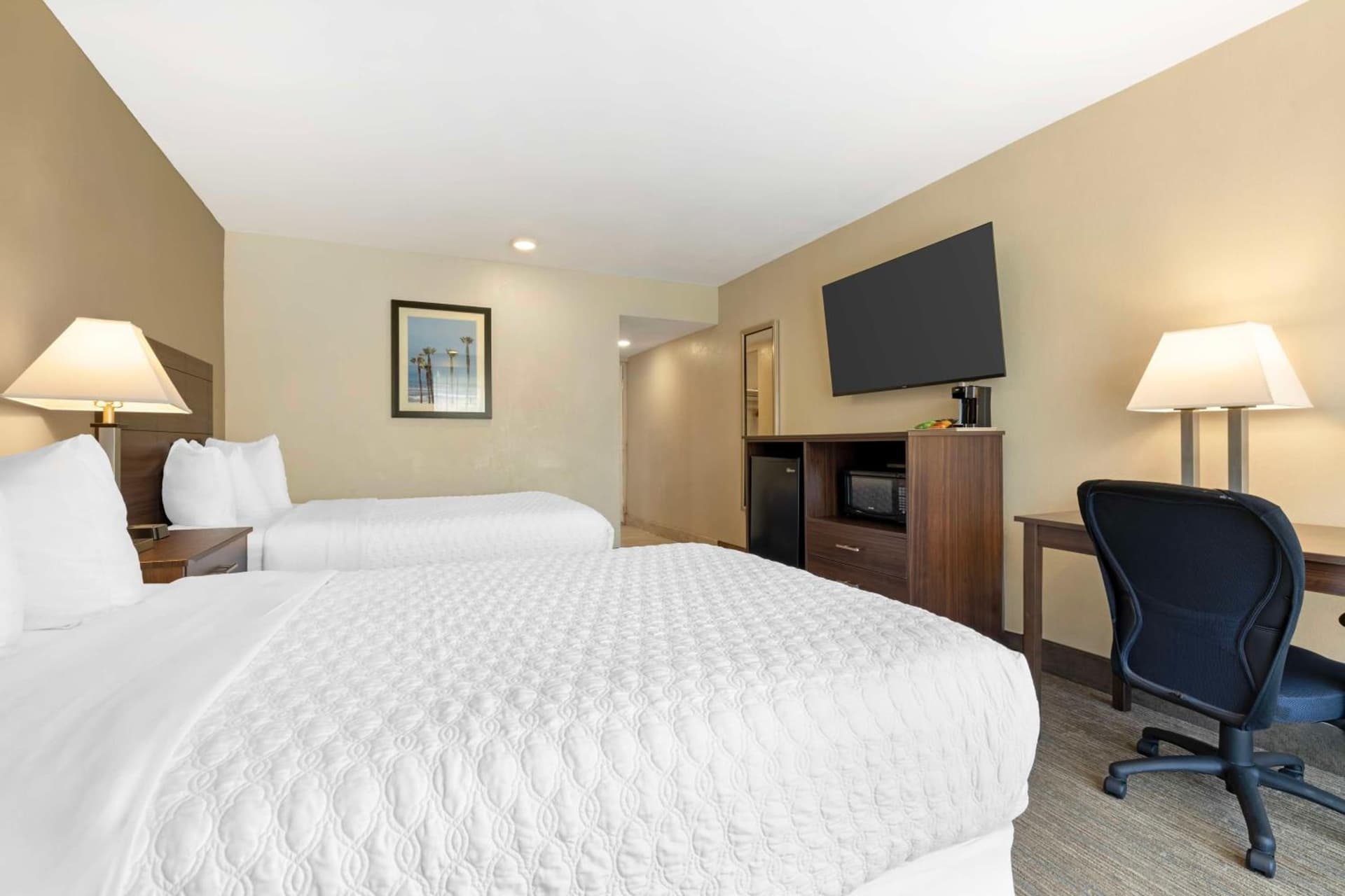 Best Western Oceanside Inn property views in Oceanside, CA — gallery photo 3