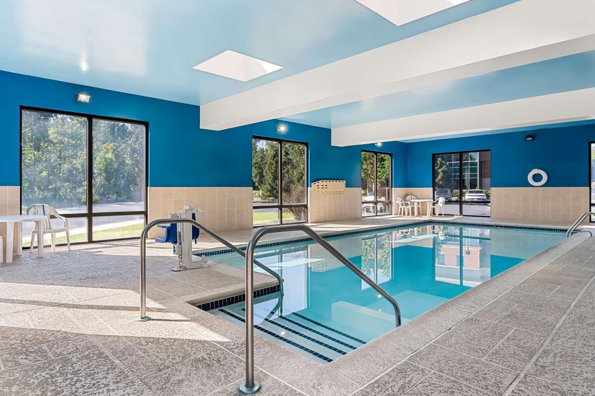 Hampton Inn Stroudsburg Poconos gallery photo in Stroudsburg, PA — image 19