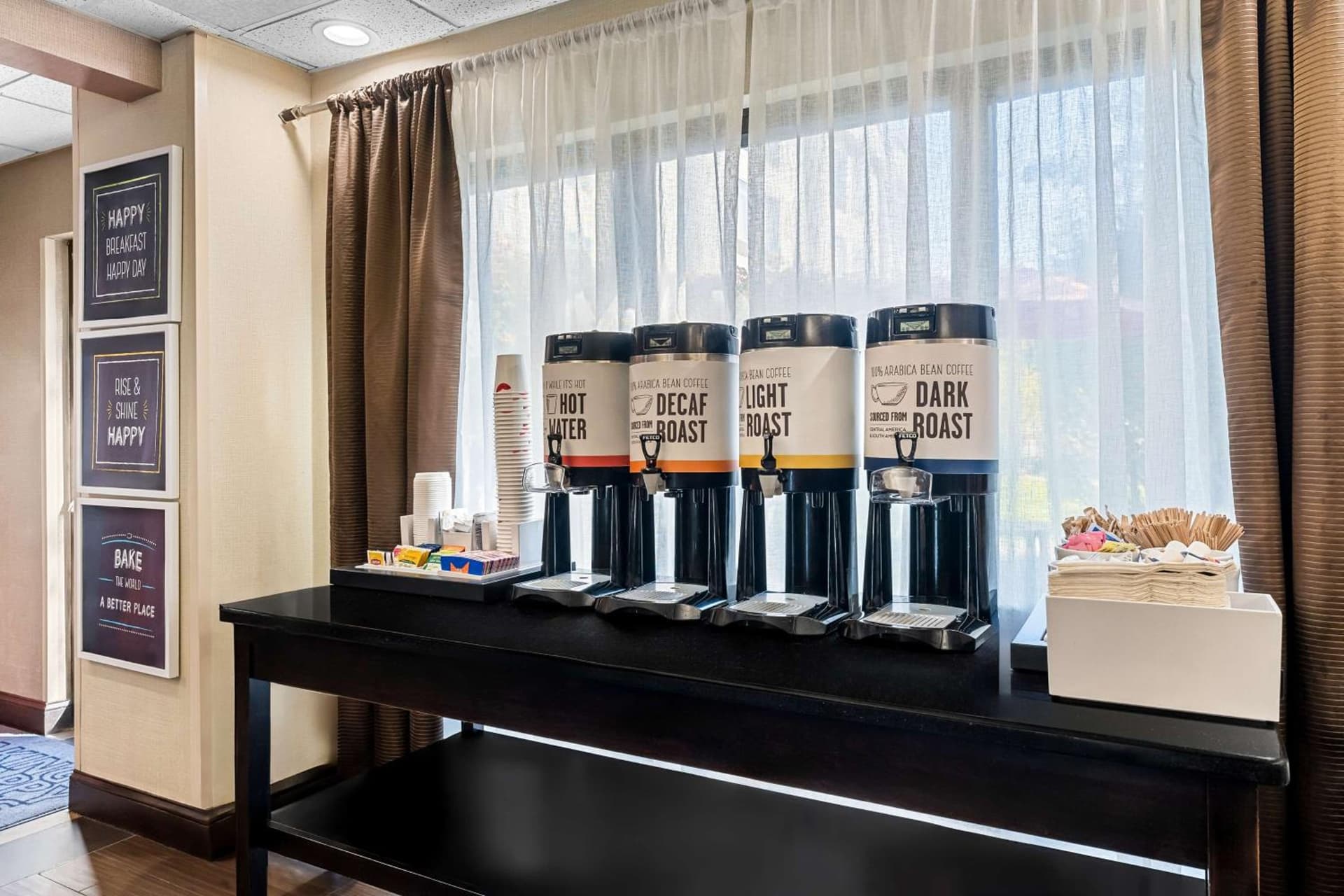 Hampton Inn Stroudsburg Poconos gallery photo in Stroudsburg, PA — image 16