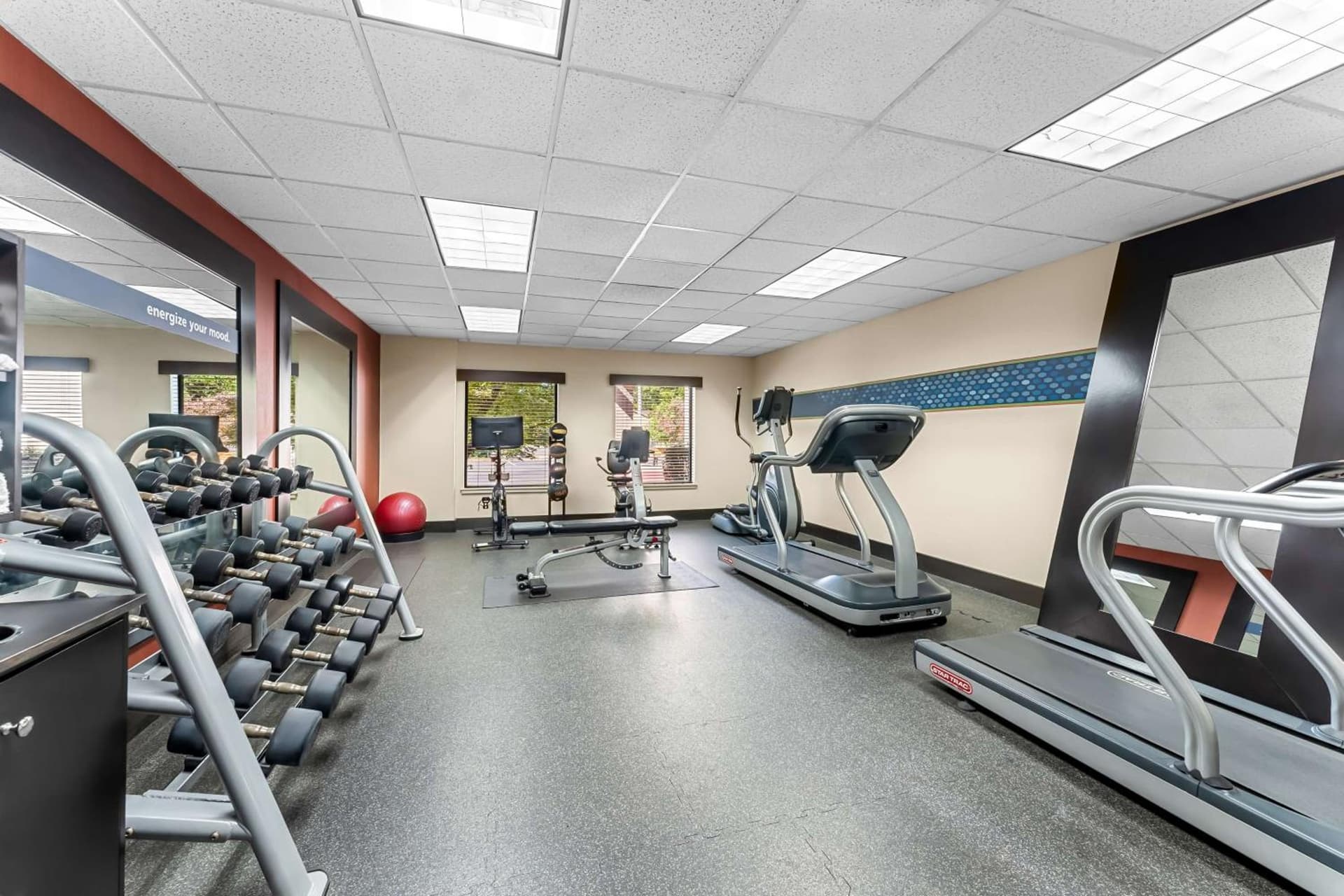 Hampton Inn Stroudsburg Poconos gallery photo in Stroudsburg, PA — image 15