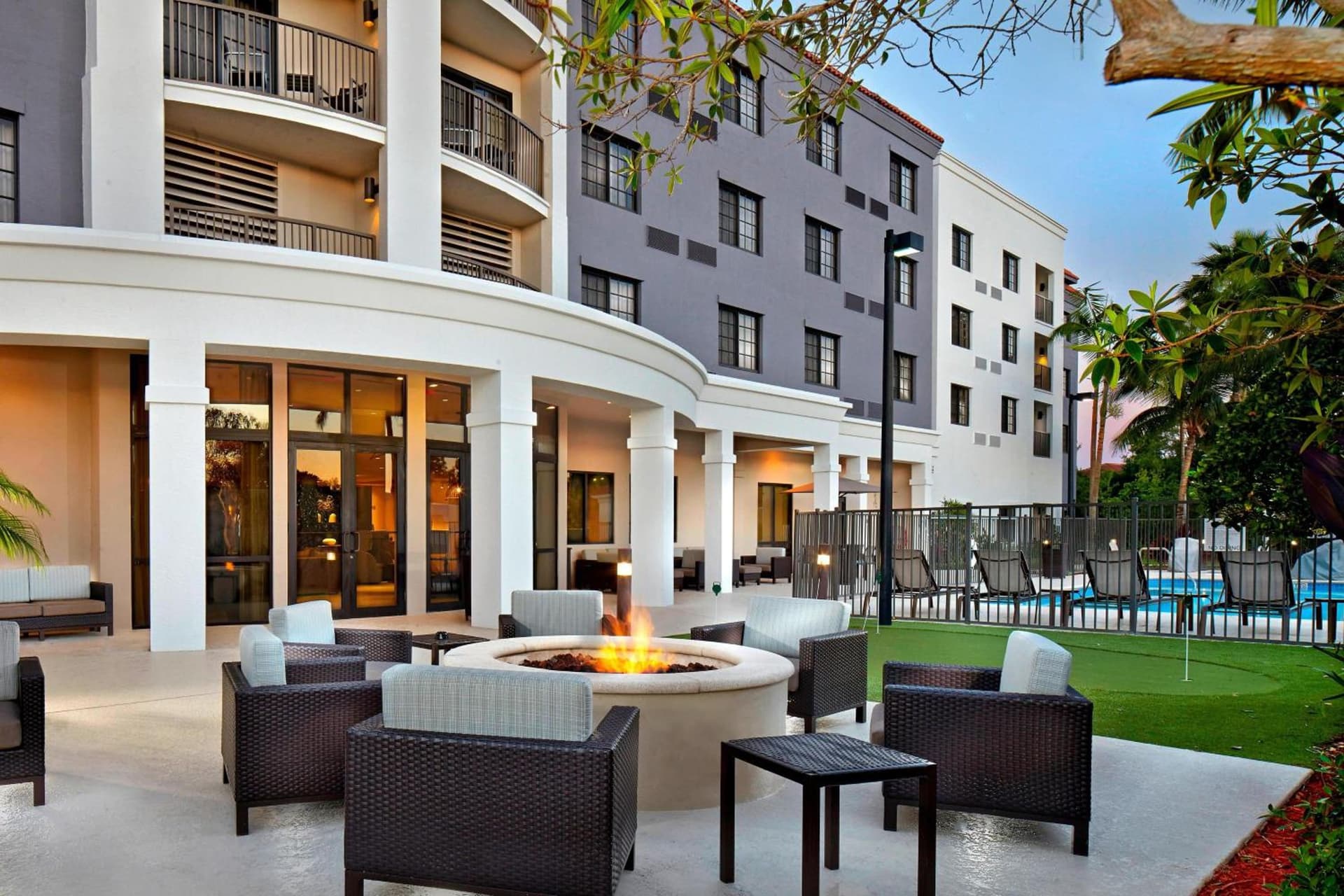 Courtyard by Marriott Stuart gallery photo in Stuart, FL — image 4