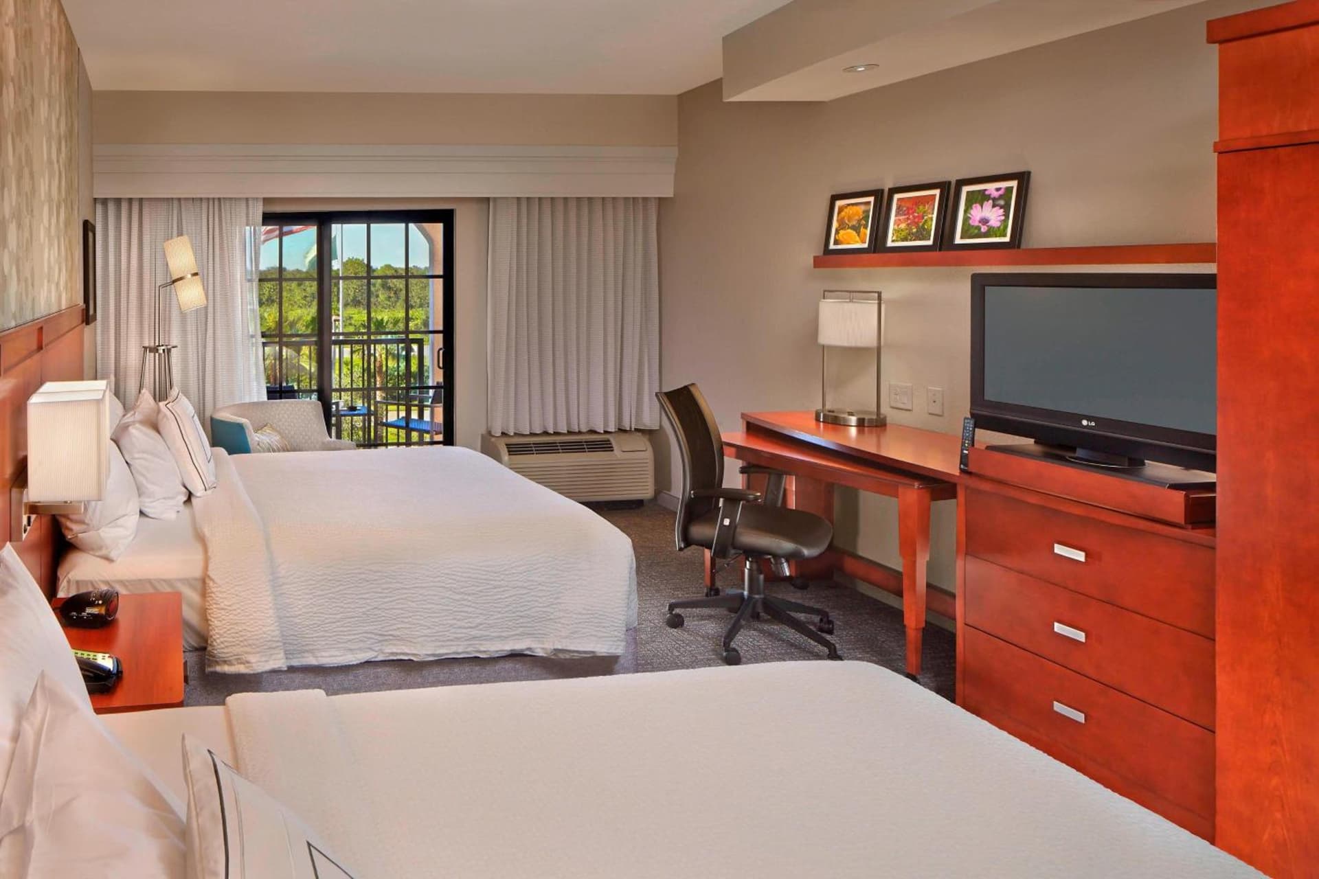 Courtyard by Marriott Stuart gallery photo in Stuart, FL — image 5