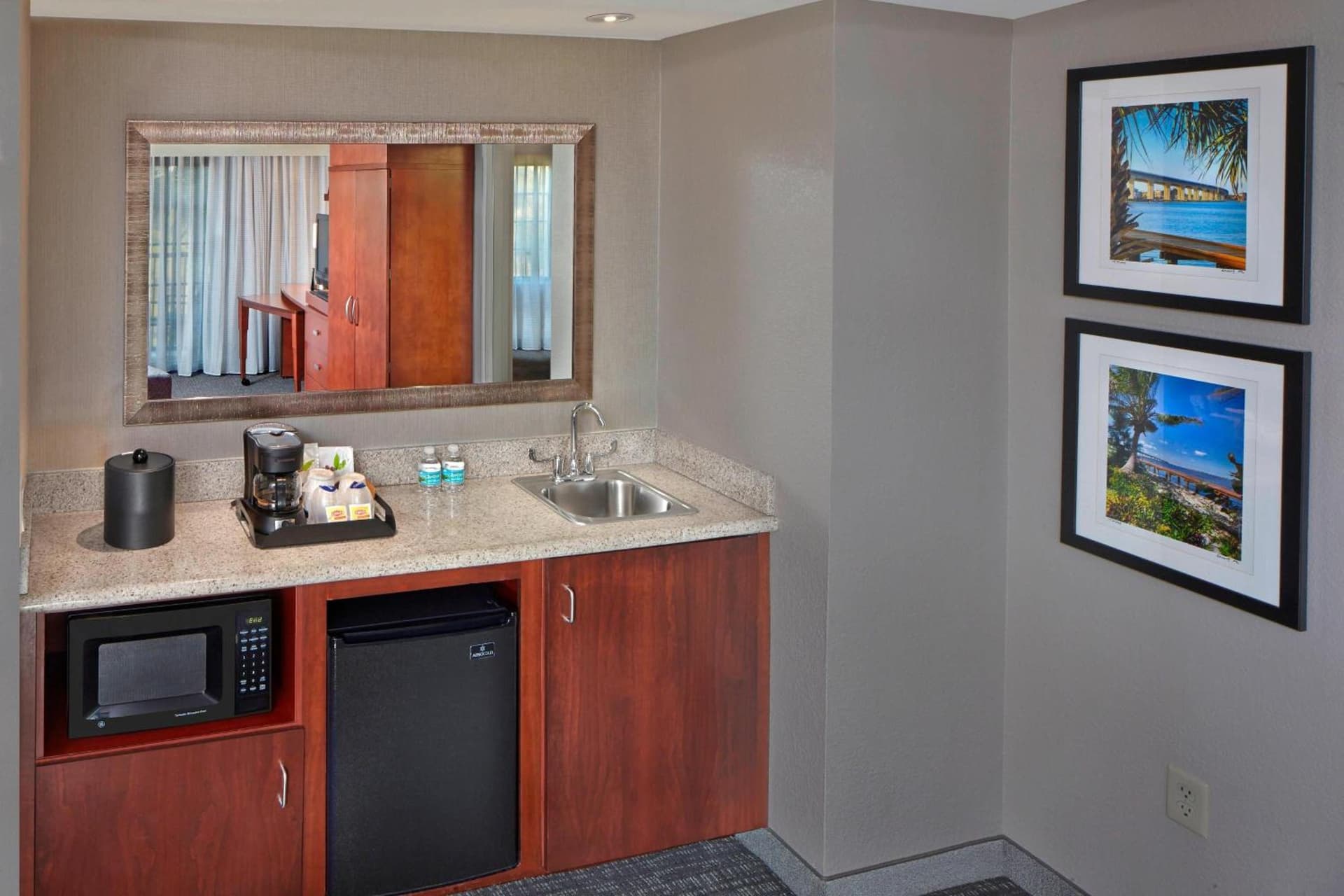 Courtyard by Marriott Stuart gallery photo in Stuart, FL — image 11