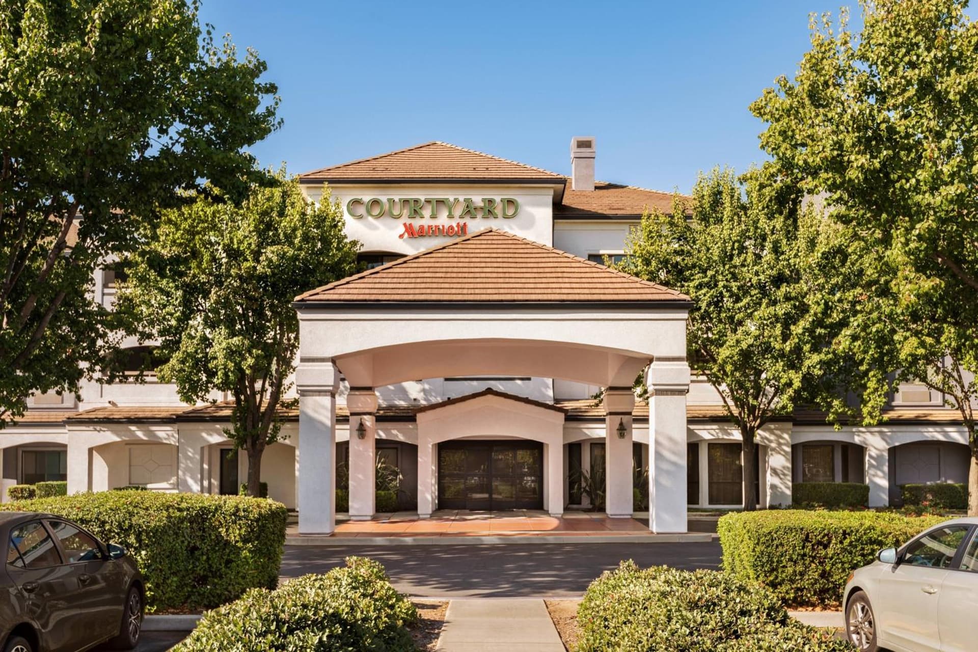 Courtyard by Marriott San Jose South/Morgan Hill featured exterior or lobby in Morgan Hill, CA — similar hotel