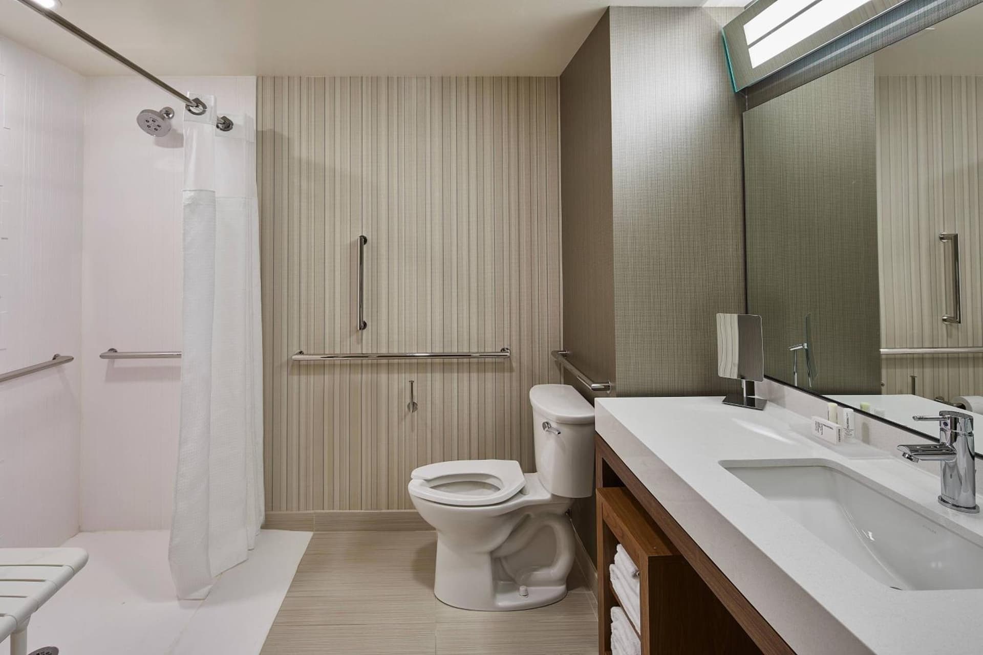 Courtyard by Marriott Albany Airport property views in Albany, NY — gallery photo 3