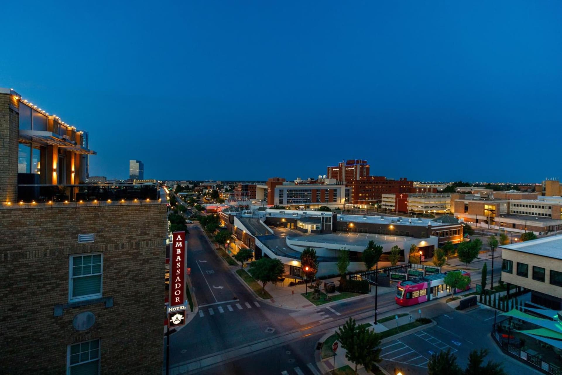 Ambassador Hotel Oklahoma City, Autograph Collection interior in Oklahoma City, OK — gallery photo 2