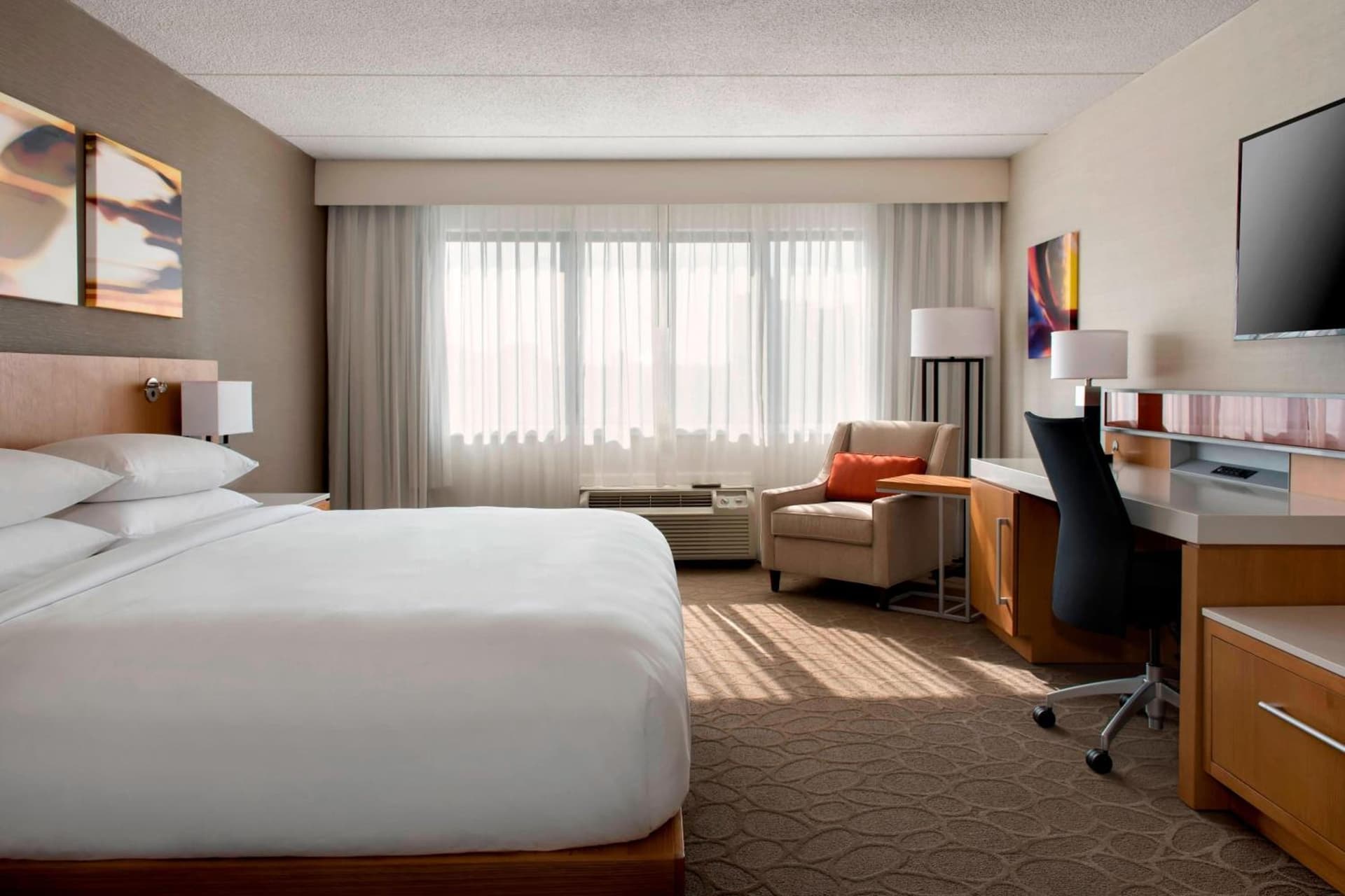 Delta Hotels by Marriott Utica gallery photo in Utica, NY — image 5