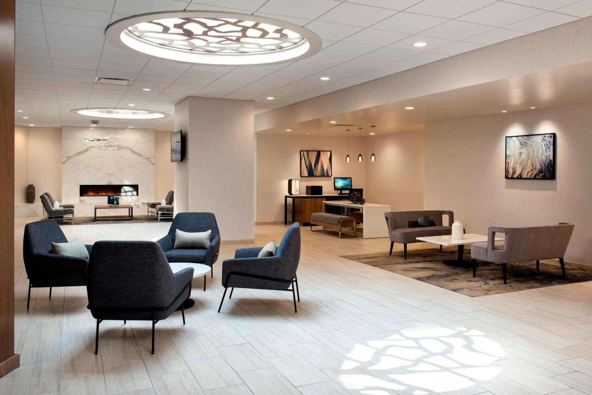 Delta Hotels by Marriott Utica gallery photo in Utica, NY — image 15