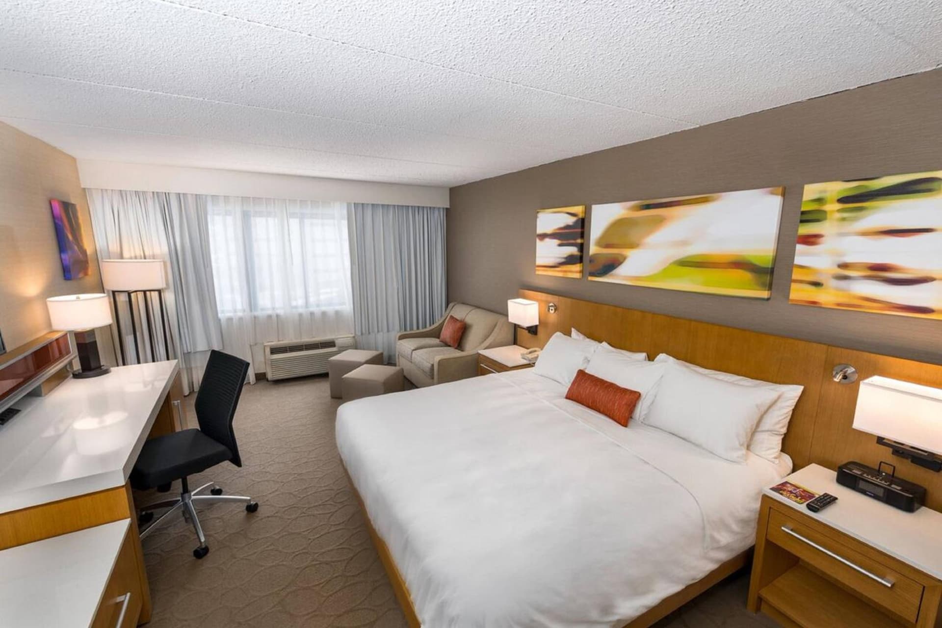 Delta Hotels by Marriott Utica gallery photo in Utica, NY — image 14