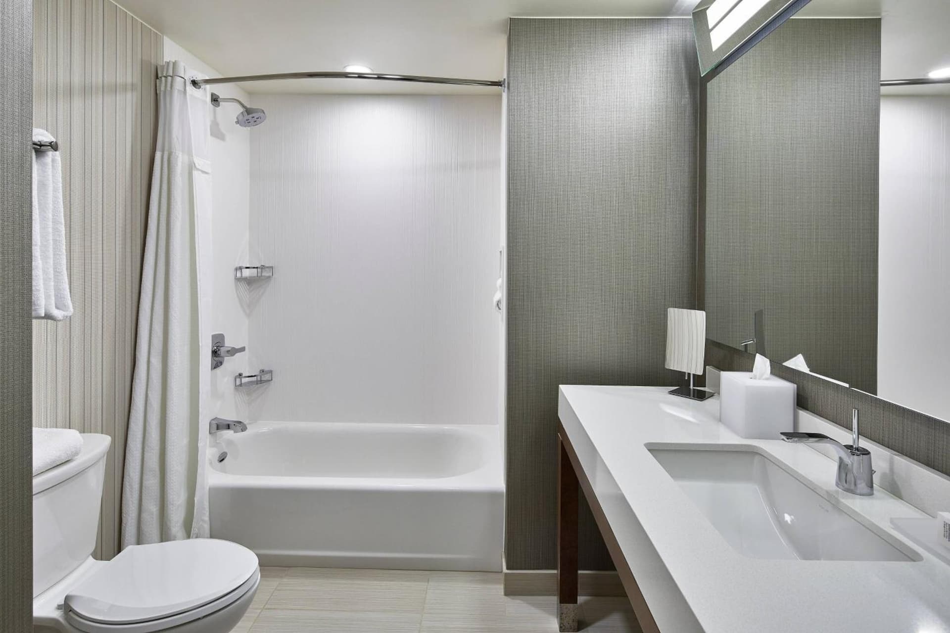 Courtyard by Marriott Albany Airport interior in Albany, NY — gallery photo 2