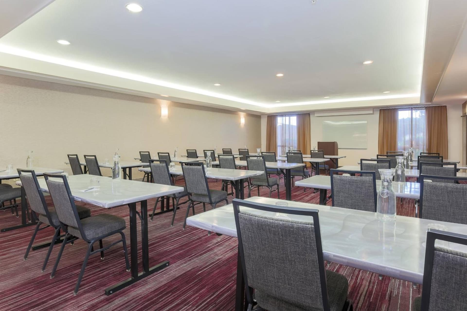 Courtyard by Marriott Monroe Airport gallery photo in Monroe, LA — image 22