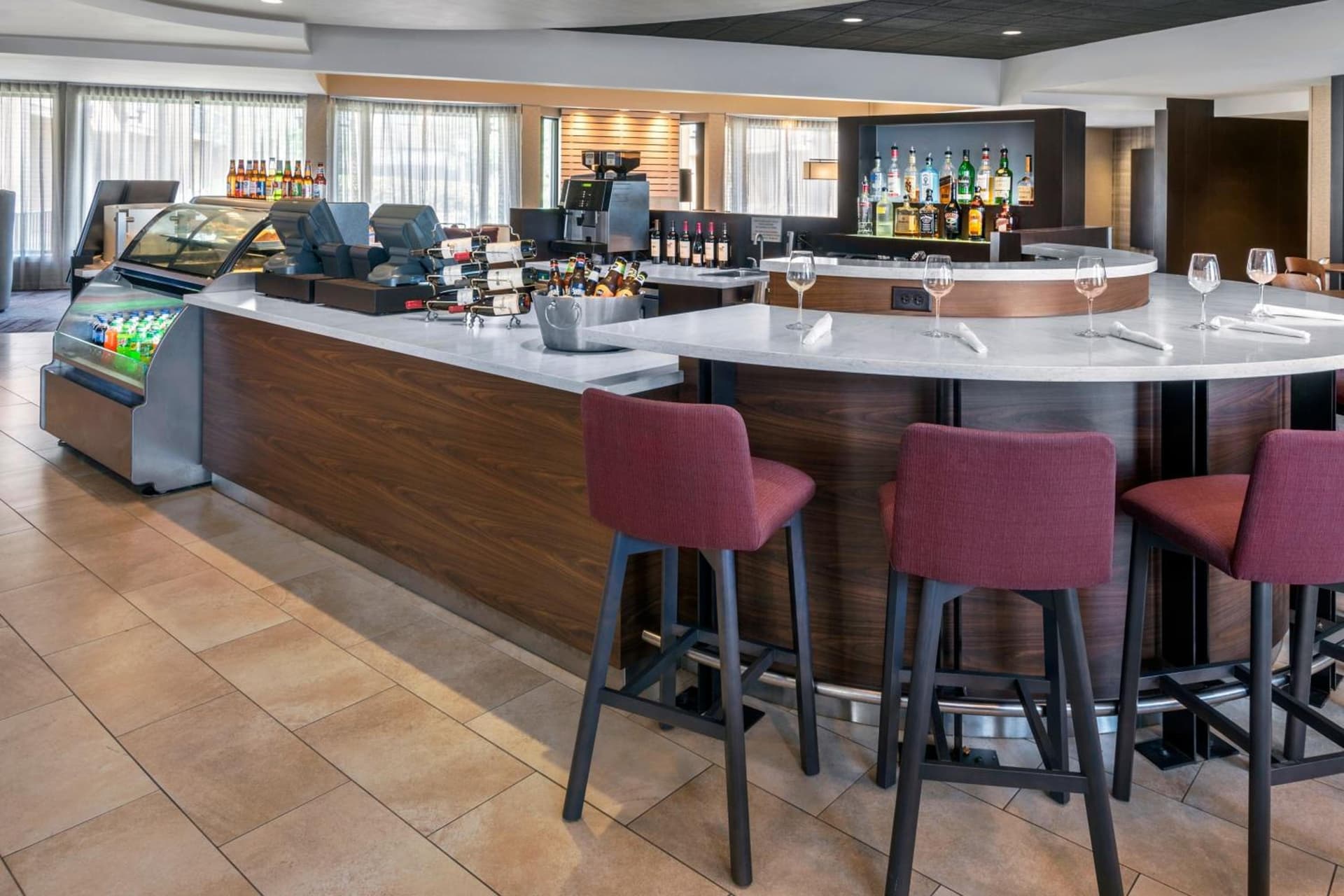 Courtyard Newark Liberty International Airport gallery photo in Newark, NJ — image 17