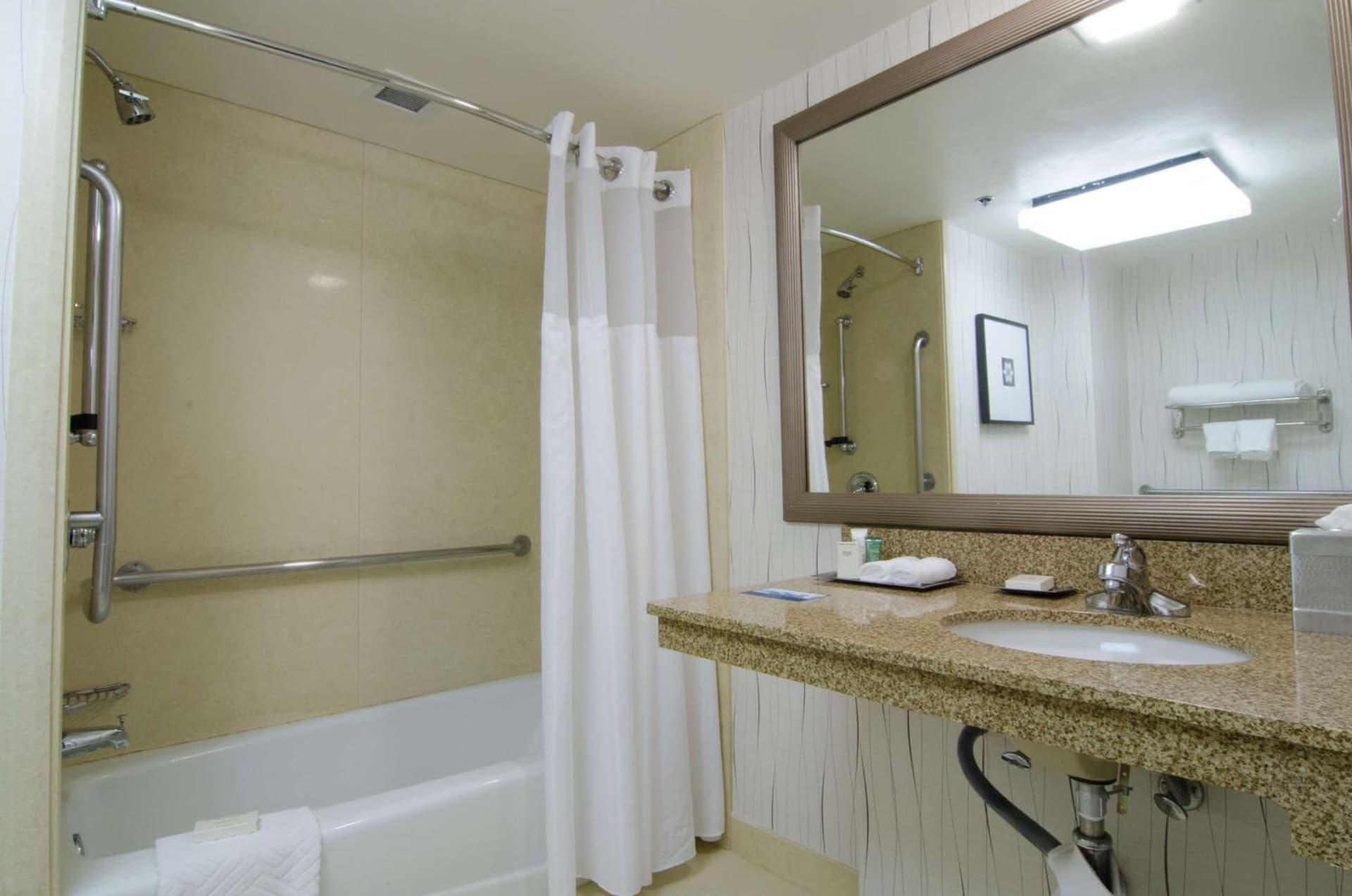 Hilton Los Angeles Airport gallery photo in Los Angeles, CA — image 6