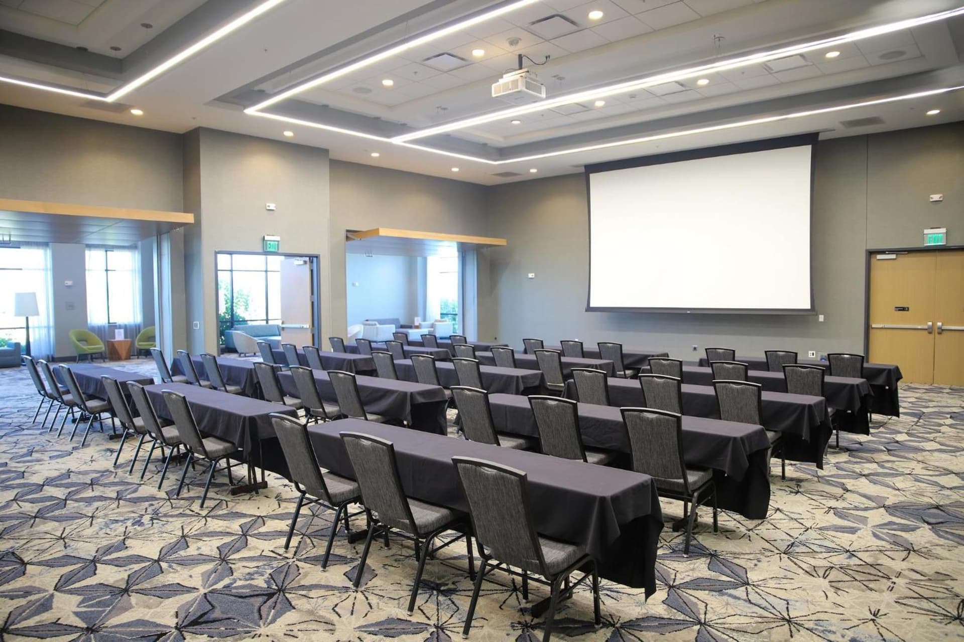 Holiday Inn & Suites Cedar Falls-Waterloo Event Ctr by IHG gallery photo in Cedar Falls, IA — image 45