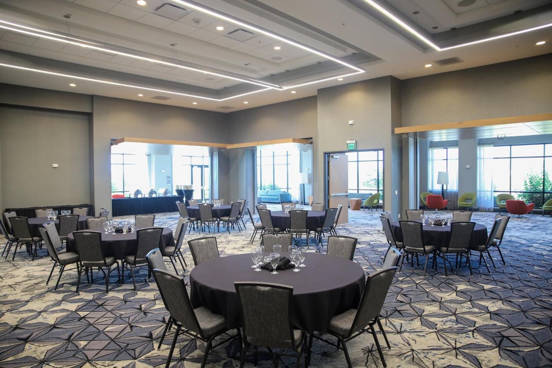 Holiday Inn & Suites Cedar Falls-Waterloo Event Ctr by IHG gallery photo in Cedar Falls, IA — image 28