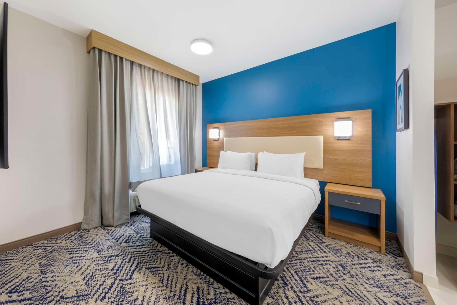 Executive Residency by Best Western Victorville gallery photo in Victorville, CA — image 26