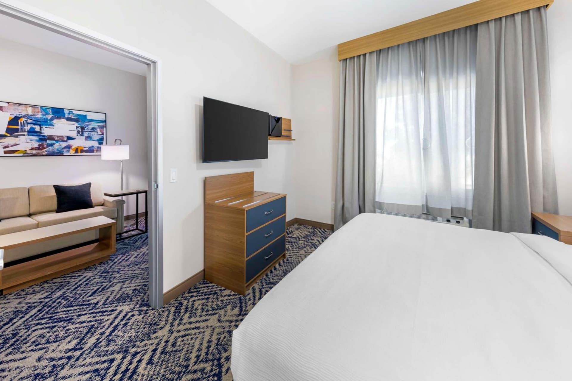 Executive Residency by Best Western Victorville gallery photo in Victorville, CA — image 19