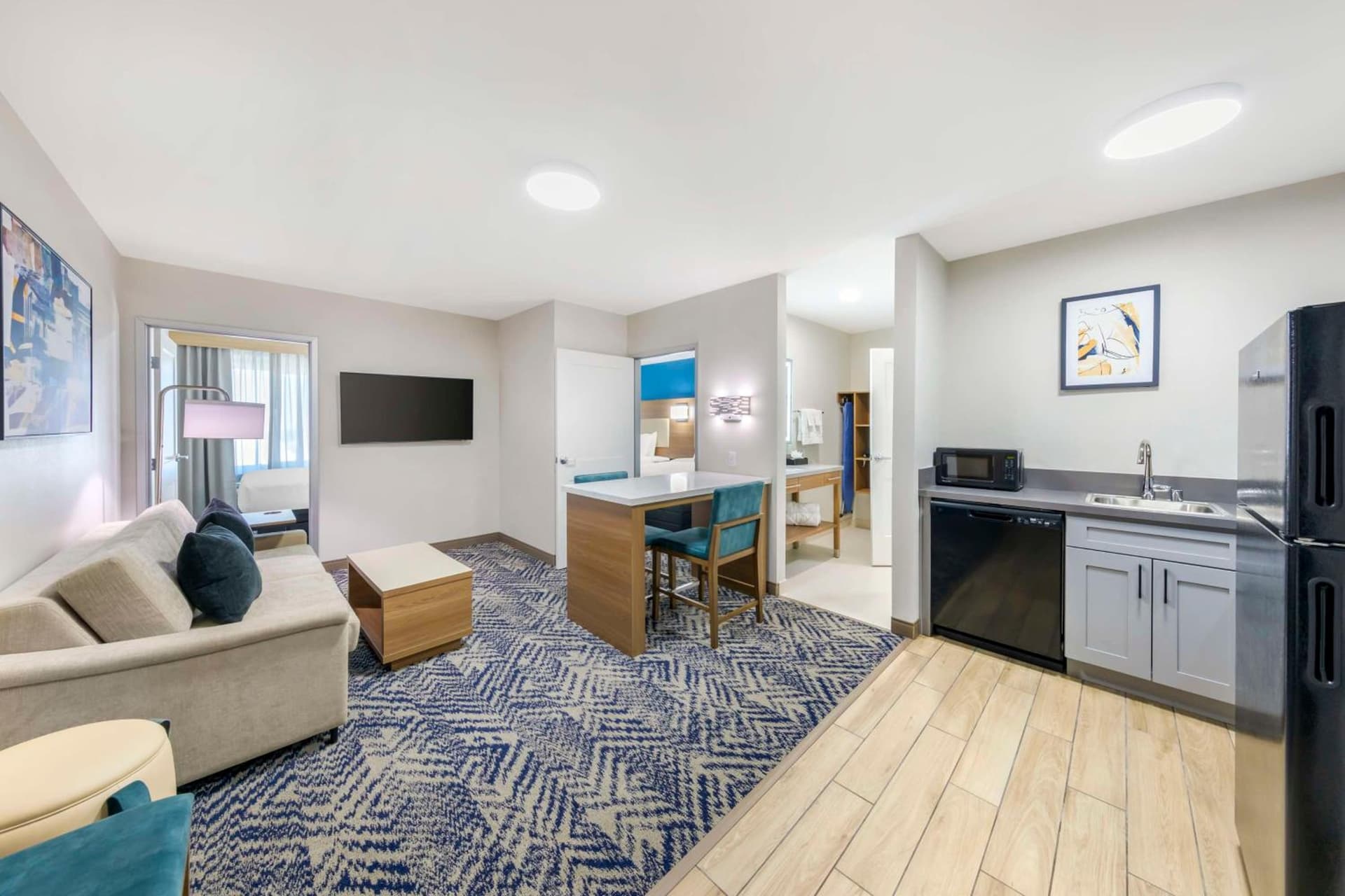Executive Residency by Best Western Victorville property views in Victorville, CA — gallery photo 3