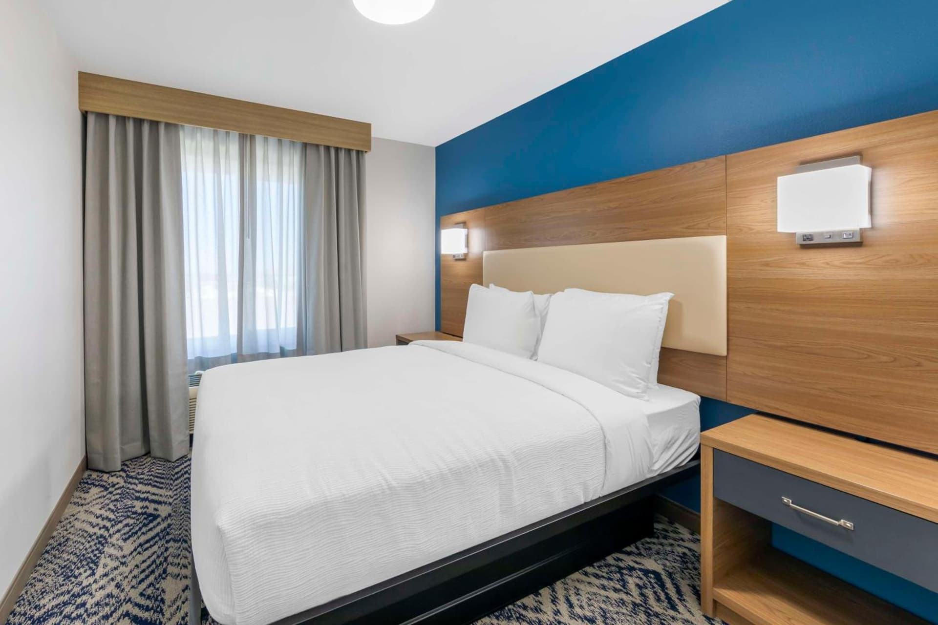 Executive Residency by Best Western Victorville gallery photo in Victorville, CA — image 21