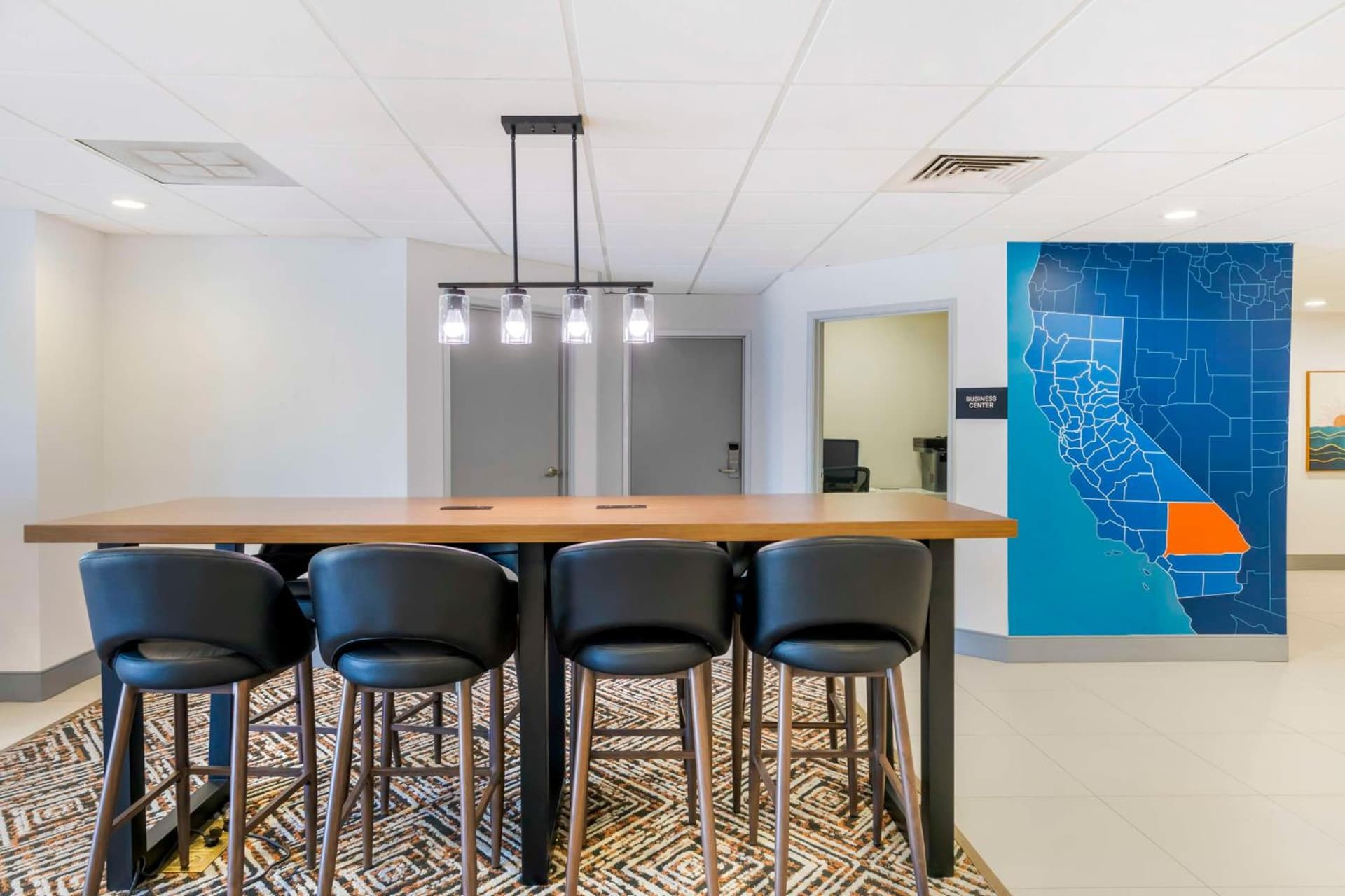 Executive Residency by Best Western Victorville gallery photo in Victorville, CA — image 14
