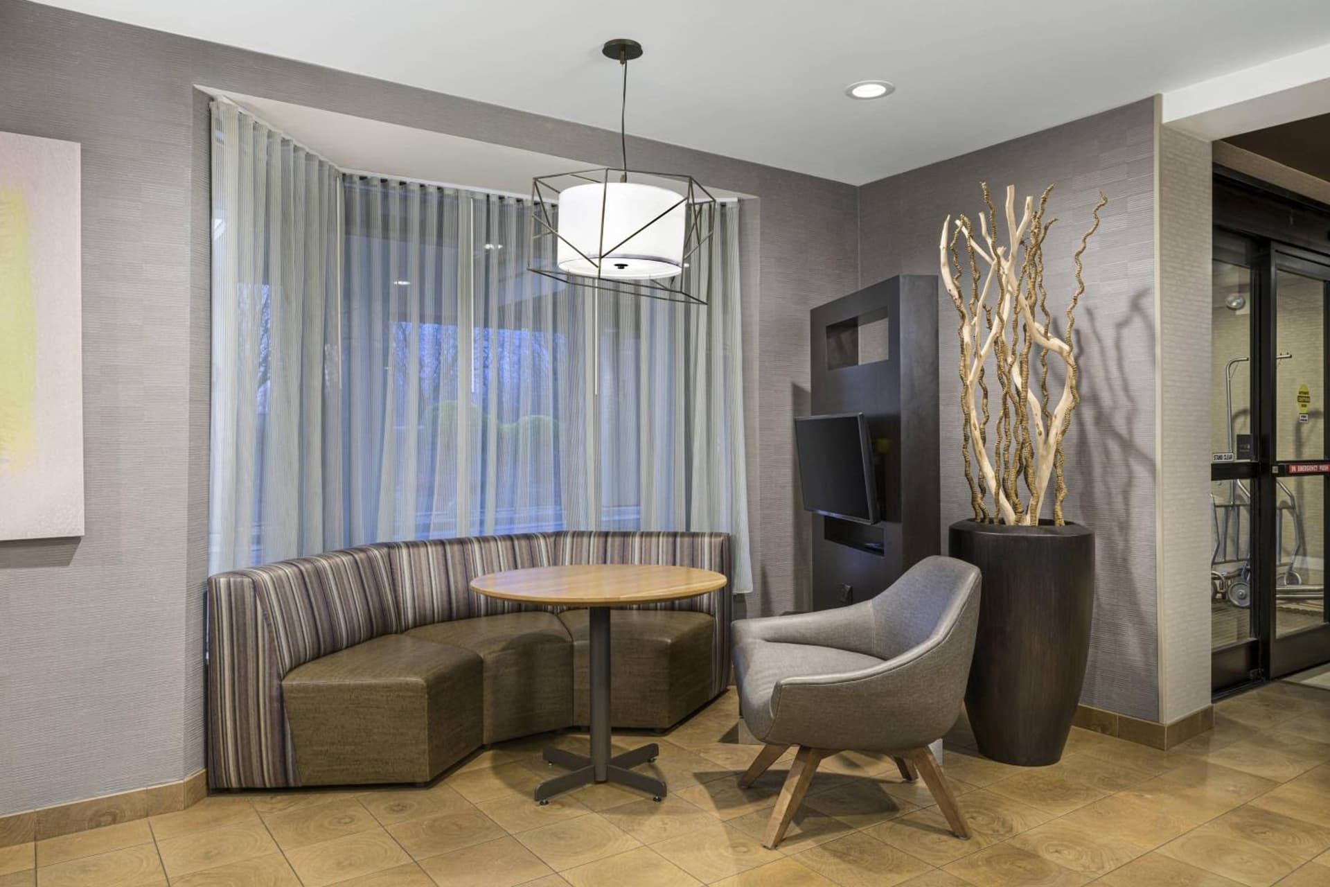 Courtyard by Marriott Lynchburg gallery photo in Lynchburg, VA — image 4