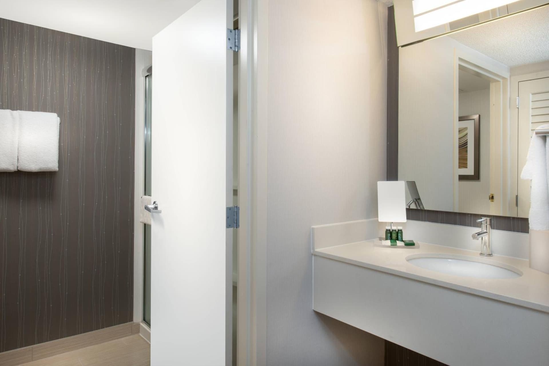 Courtyard by Marriott Lynchburg gallery photo in Lynchburg, VA — image 20