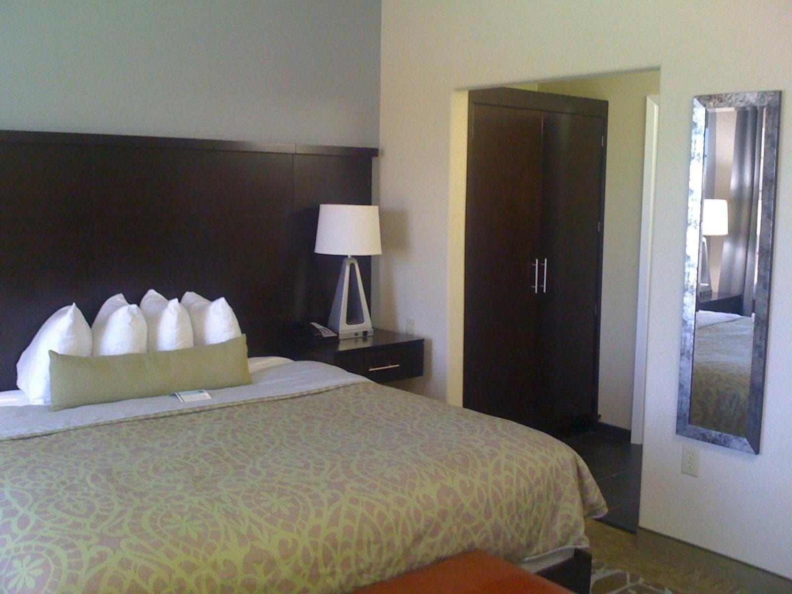 Staybridge Suites Houston Stafford - Sugar Land by IHG gallery photo in Stafford, TX — image 43