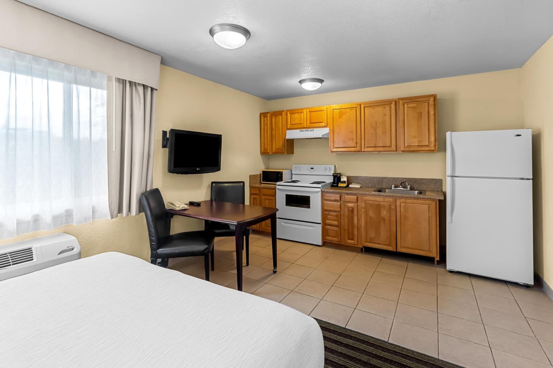 Quality Inn & Suites Vancouver - Hazel Dell gallery photo in Vancouver, WA — image 14