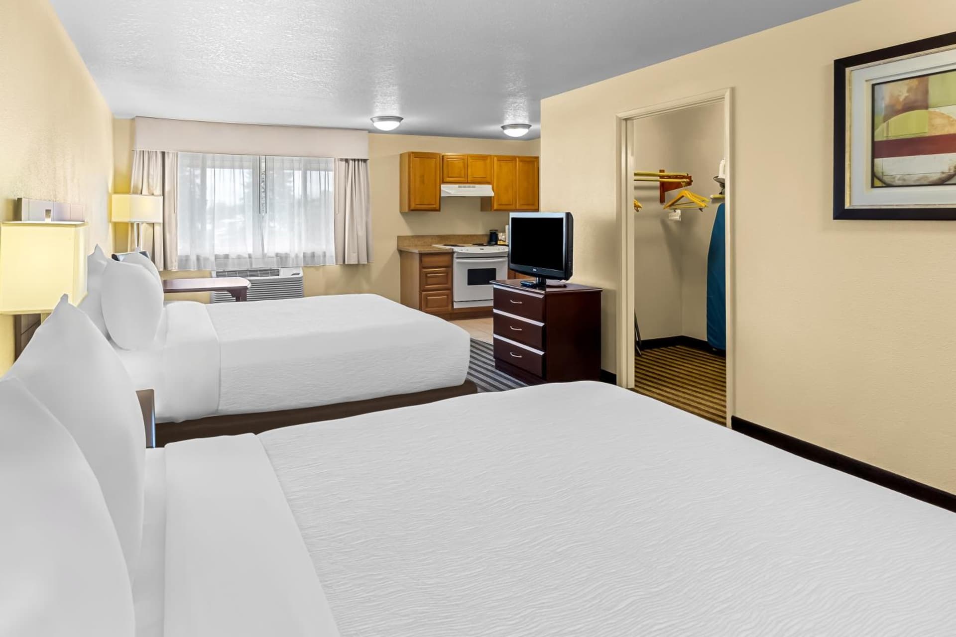 Quality Inn & Suites Vancouver - Hazel Dell gallery photo in Vancouver, WA — image 37