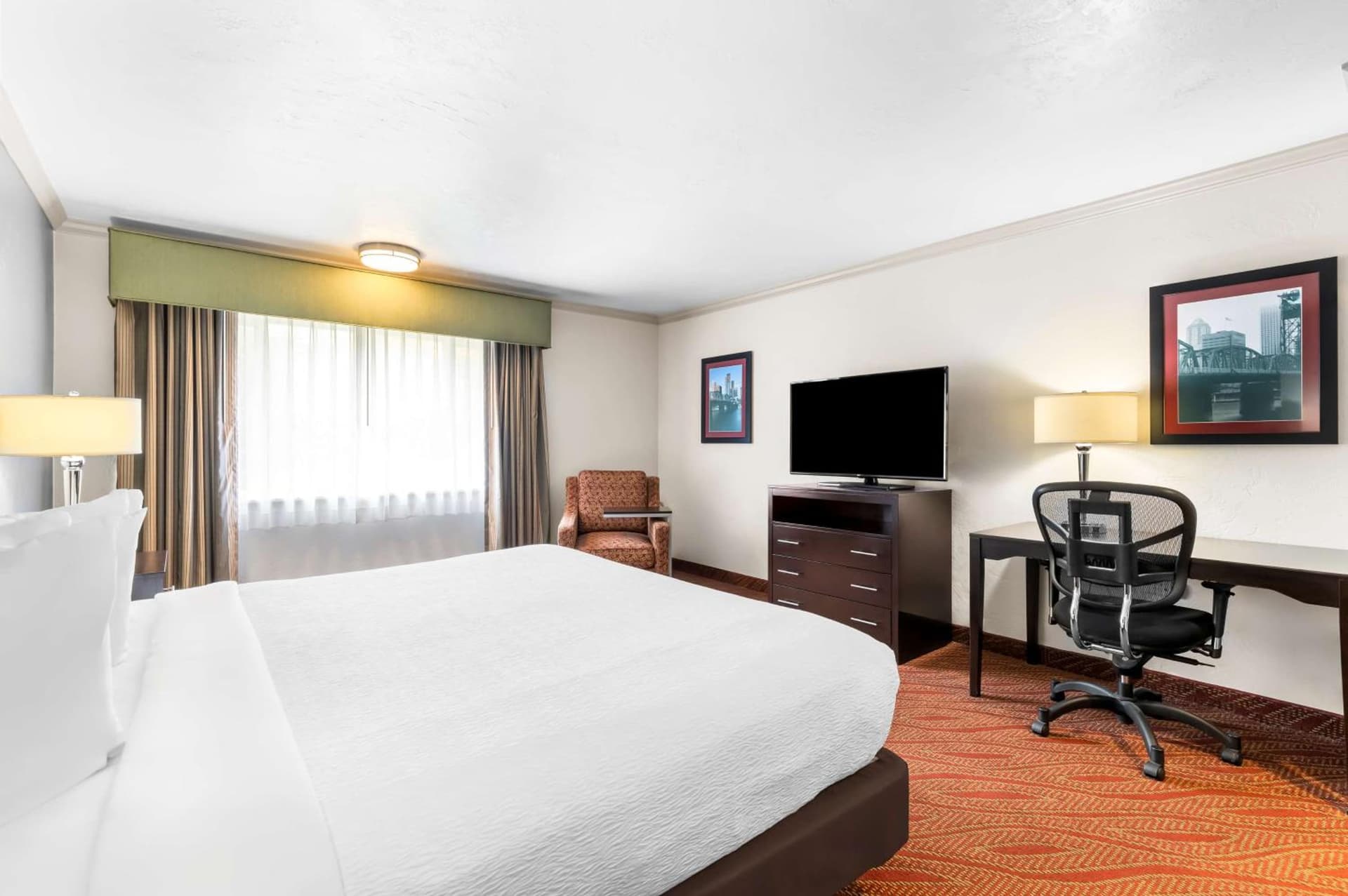 Best Western Plus Parkway Inn gallery photo in Wilsonville, OR — image 39
